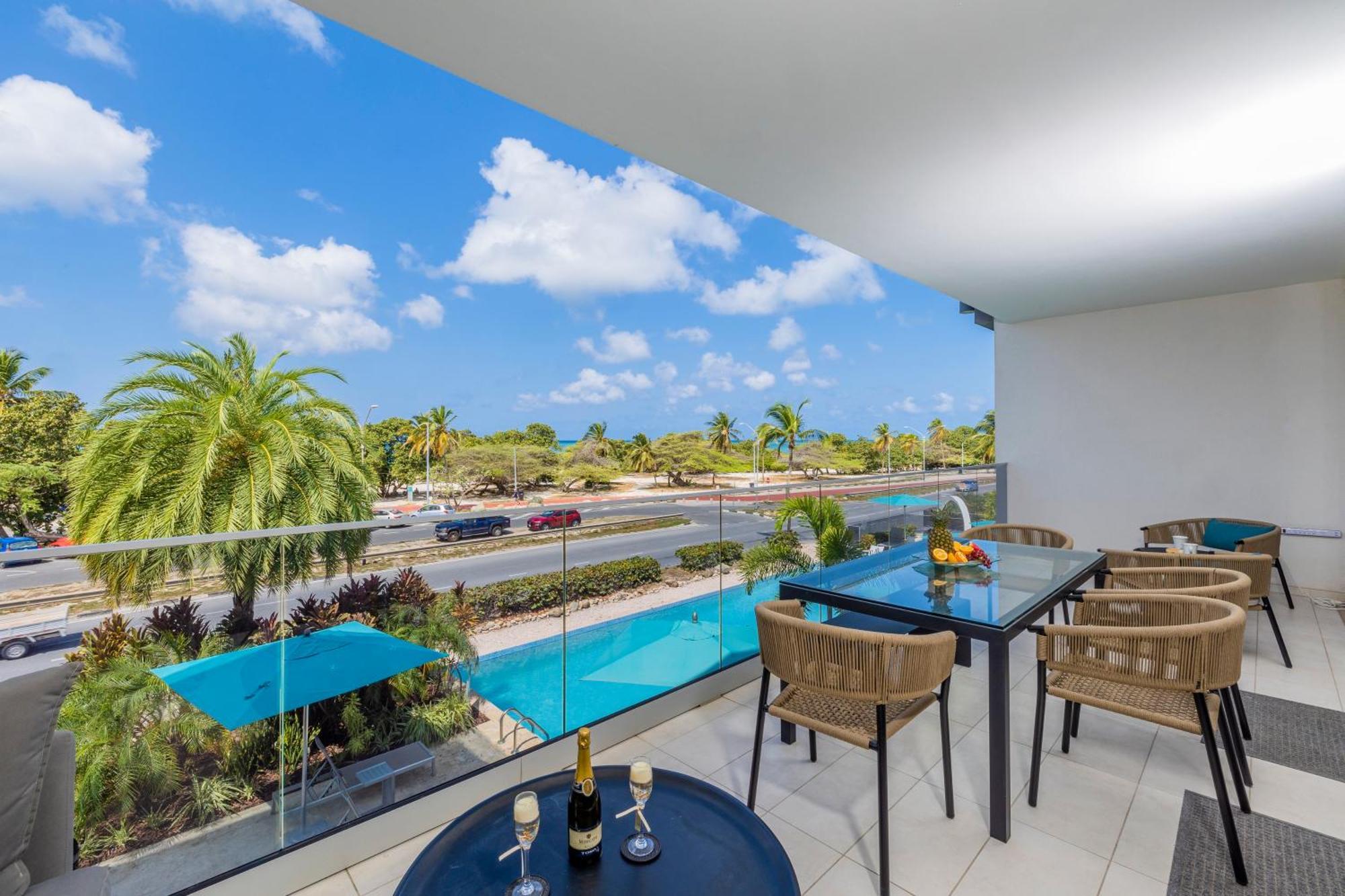 Apartment O Beachfront Residences, By Bocobay Aruba *
