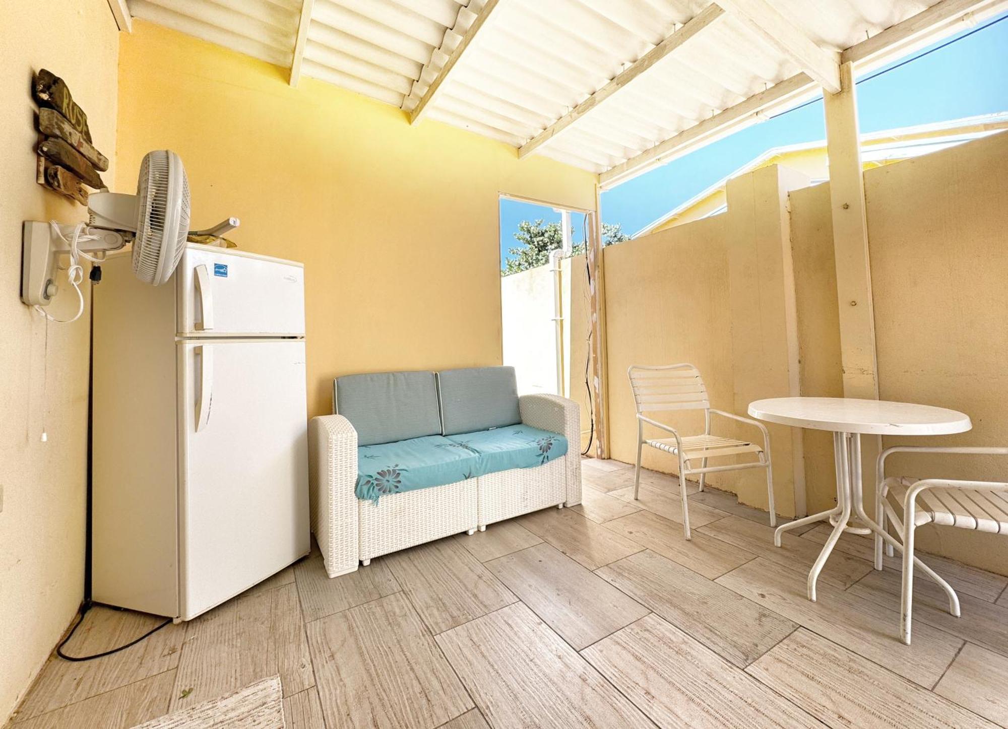 Casalina Garden 2 Blocks To Palm & Kitesurfing School Apartment
