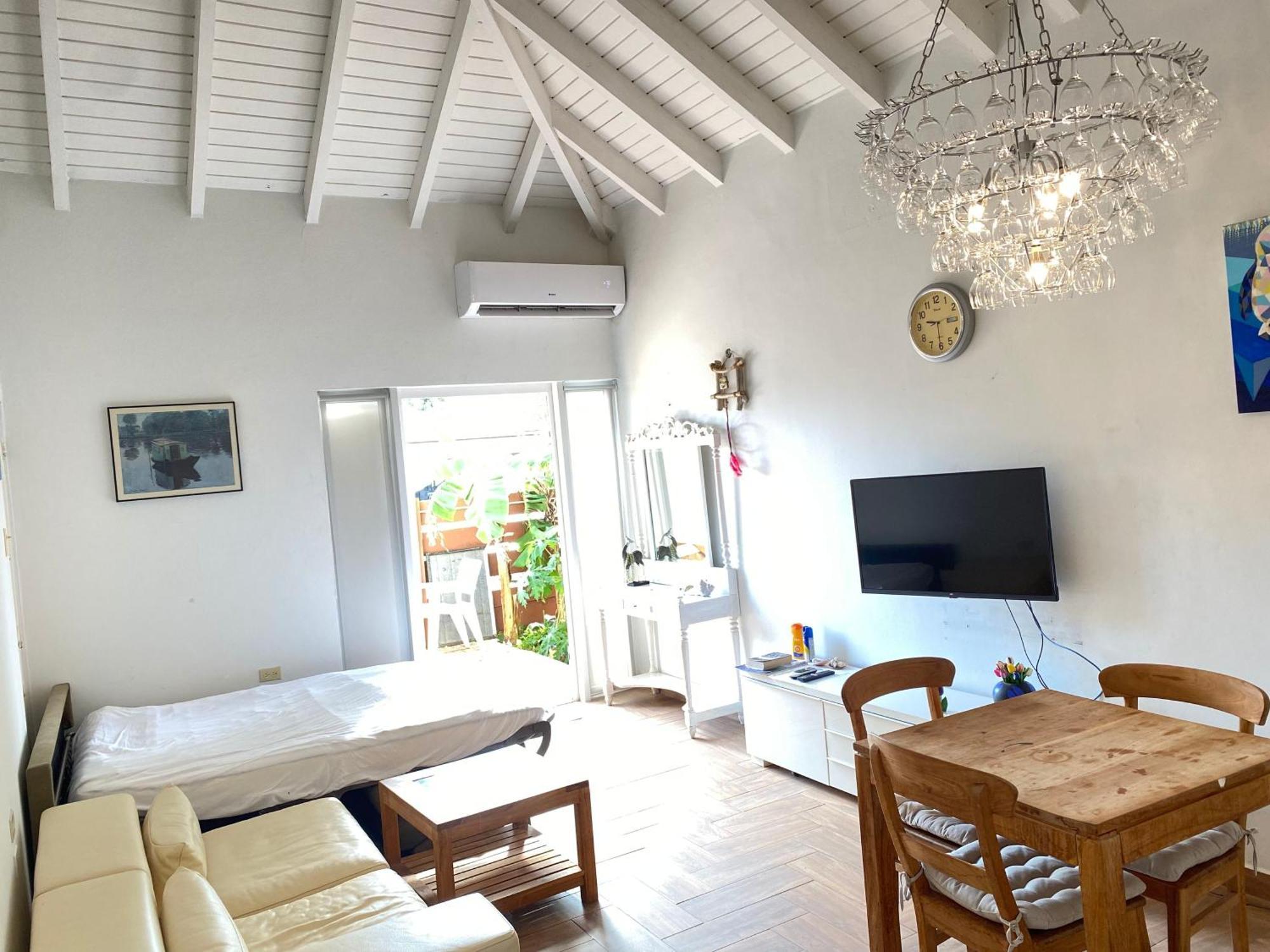 Casalina Garden 2 Blocks To Palm & Kitesurfing School Apartment