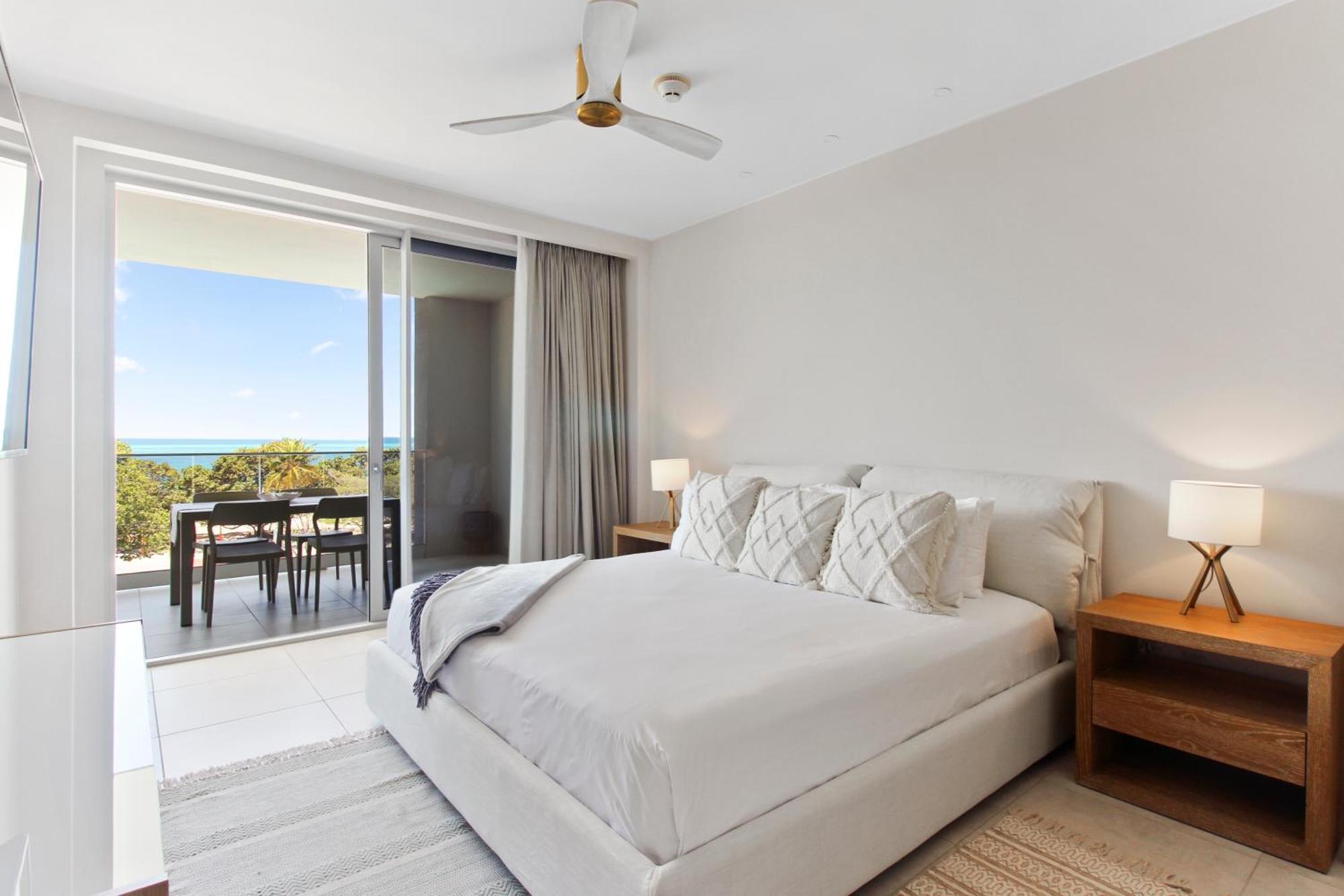 O Beachfront Residences, By Bocobay Aruba *
