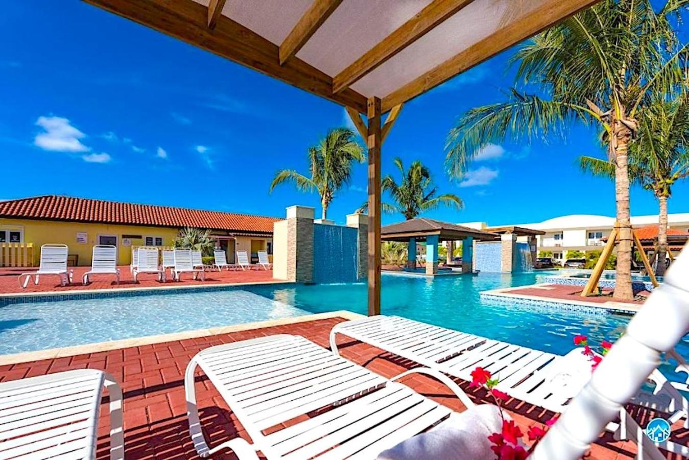 Casa Alessandra 2bdr Palm Beach