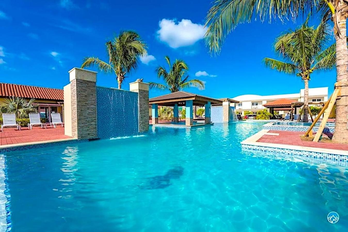 Casa Alessandra 2bdr * Palm Beach