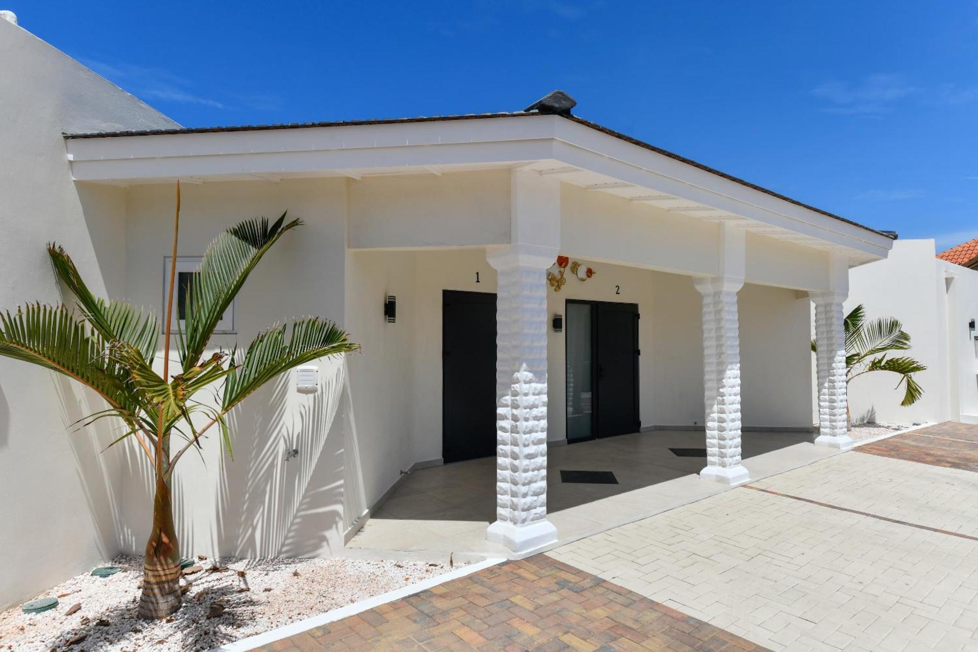 Aparthotel Boutique Swiss Paradise Aruba And 4*