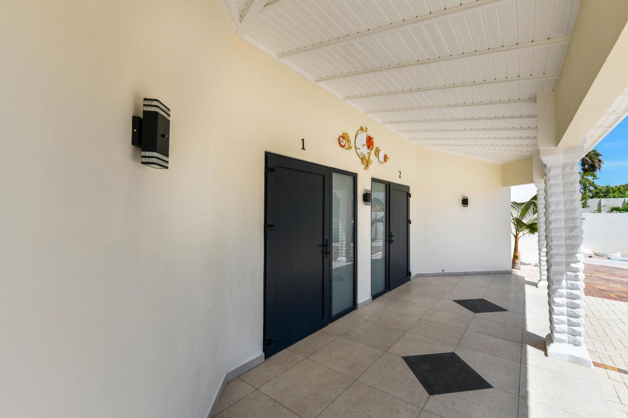 Boutique Swiss Paradise Aruba And Aparthotel Palm Beach