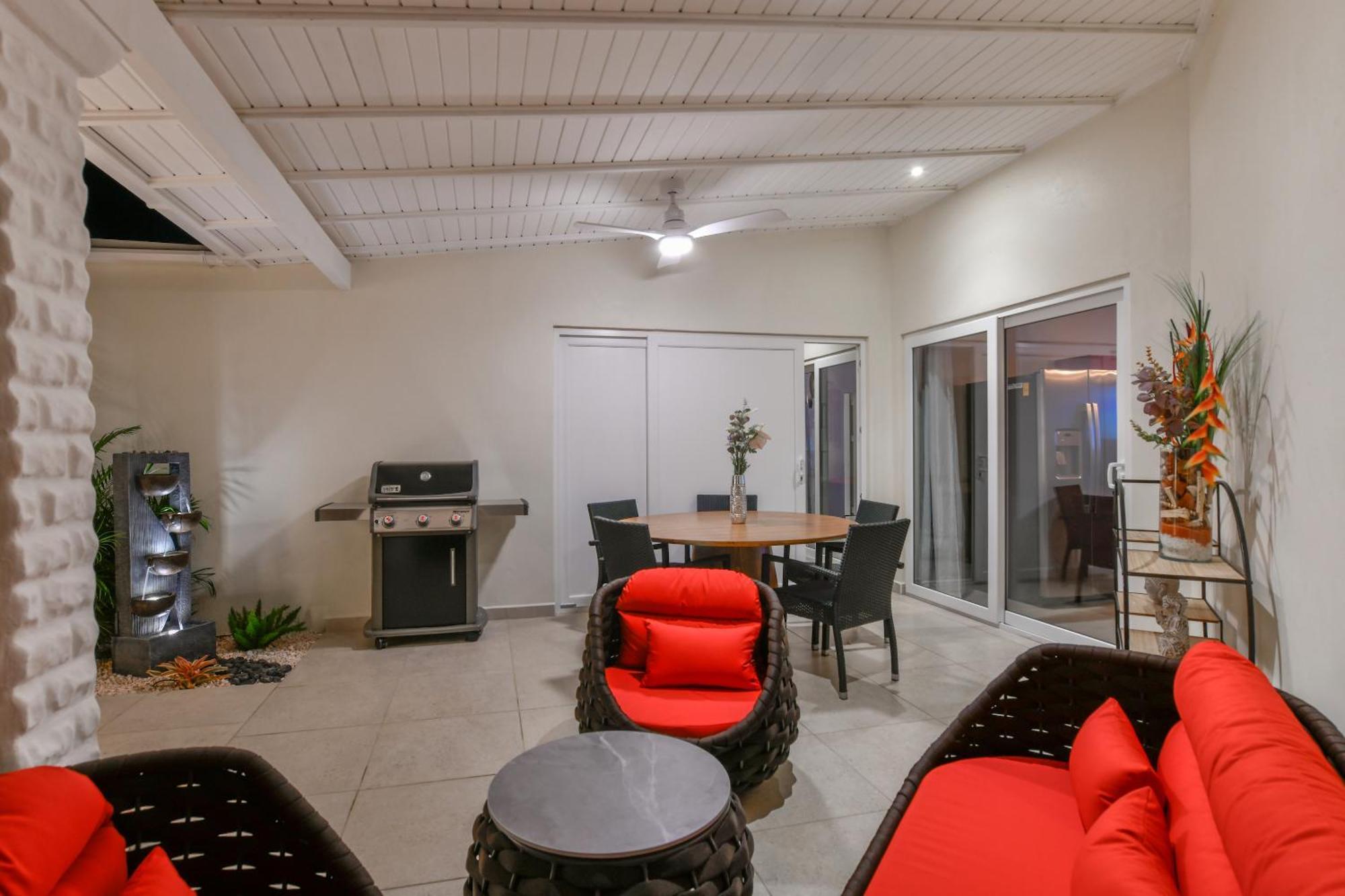Boutique Swiss Paradise Aruba And Aparthotel 4*