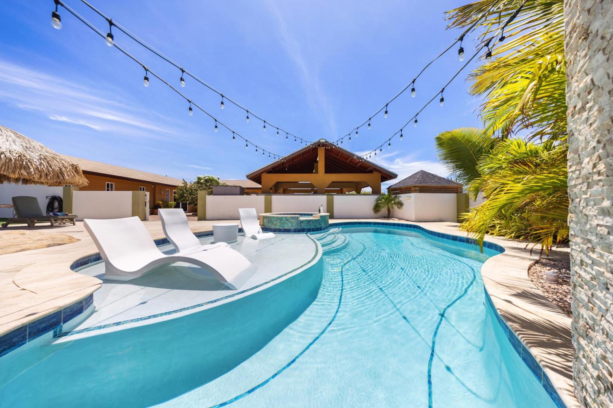 Cadushi Cove - 4br Oasis Wpool & Bbq By Lucha