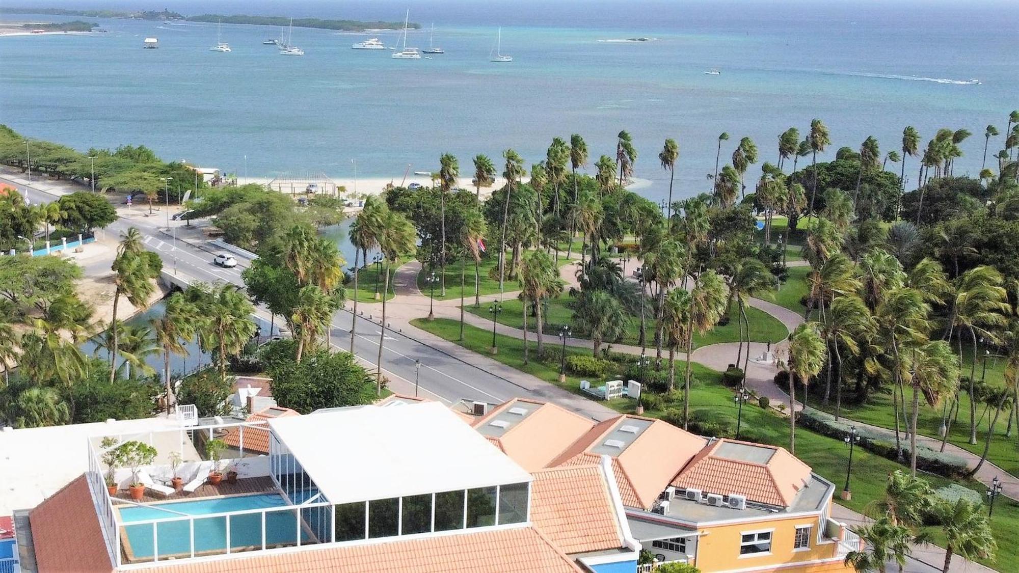 Bocobay Penthouse 4br 4ba With Rooftop Pool Apartment