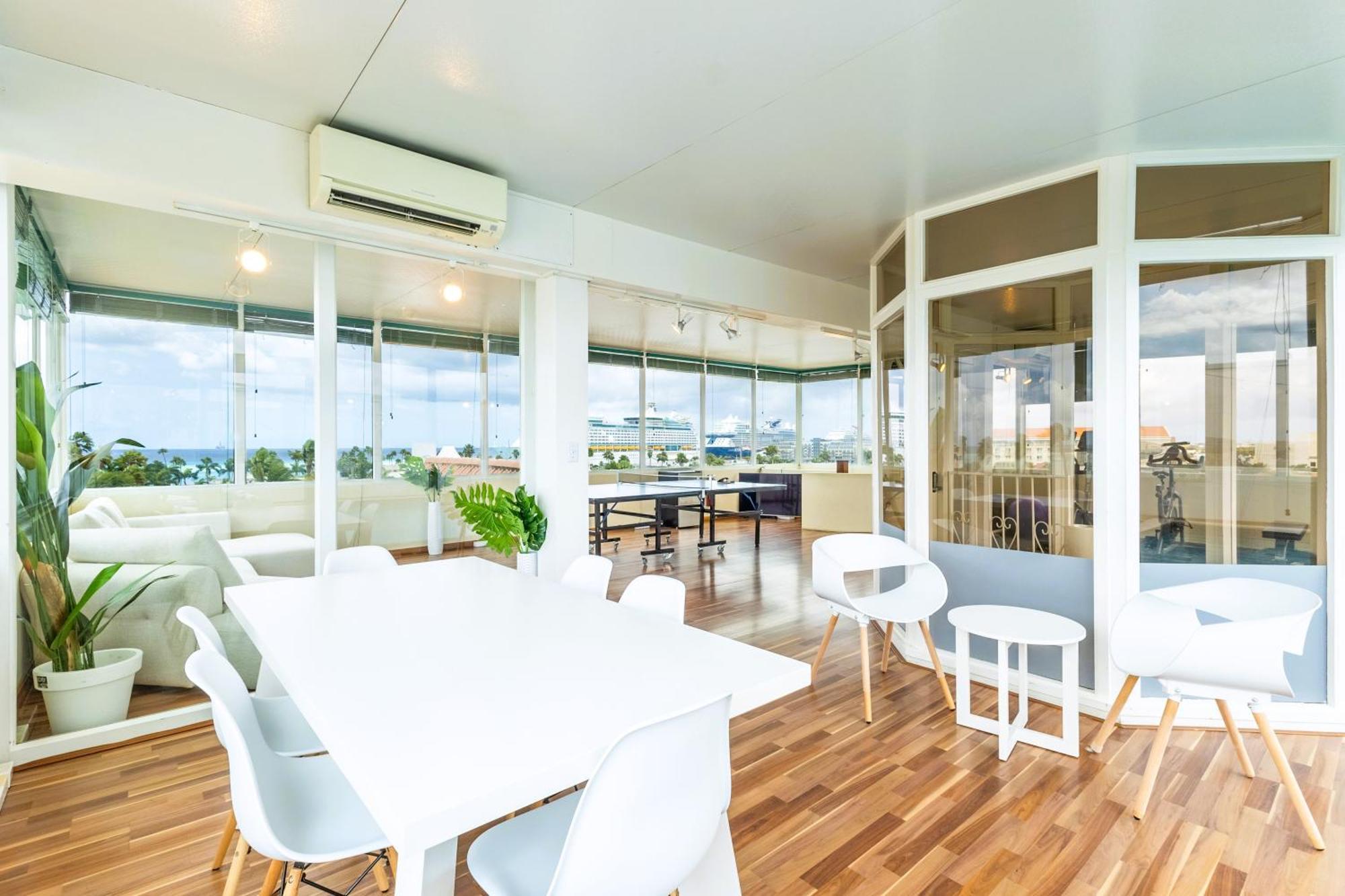 Apartment Bocobay Penthouse 4br 4ba With Rooftop Pool *