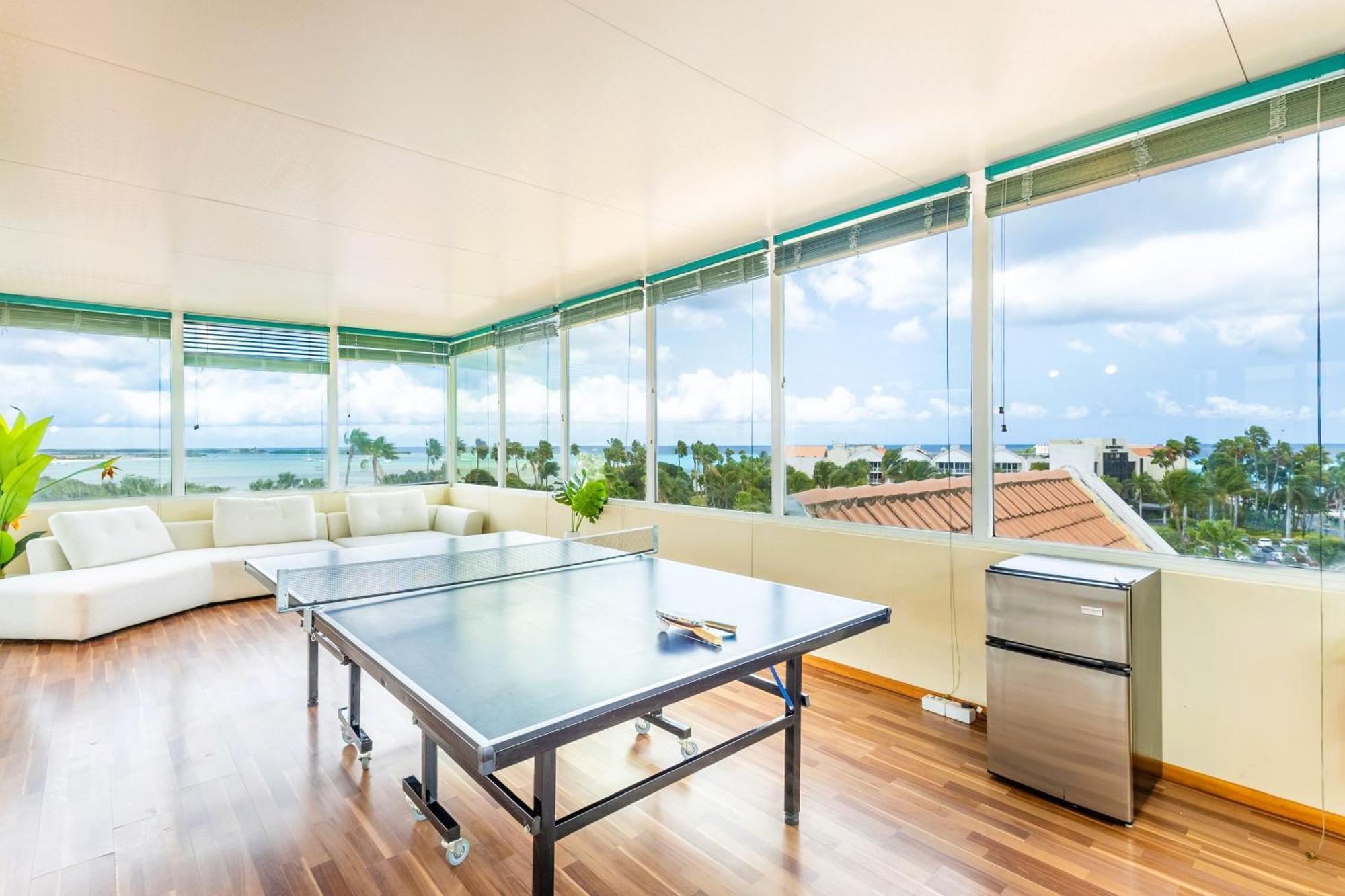 Bocobay Penthouse 4br 4ba With Rooftop Pool * Oranjestad