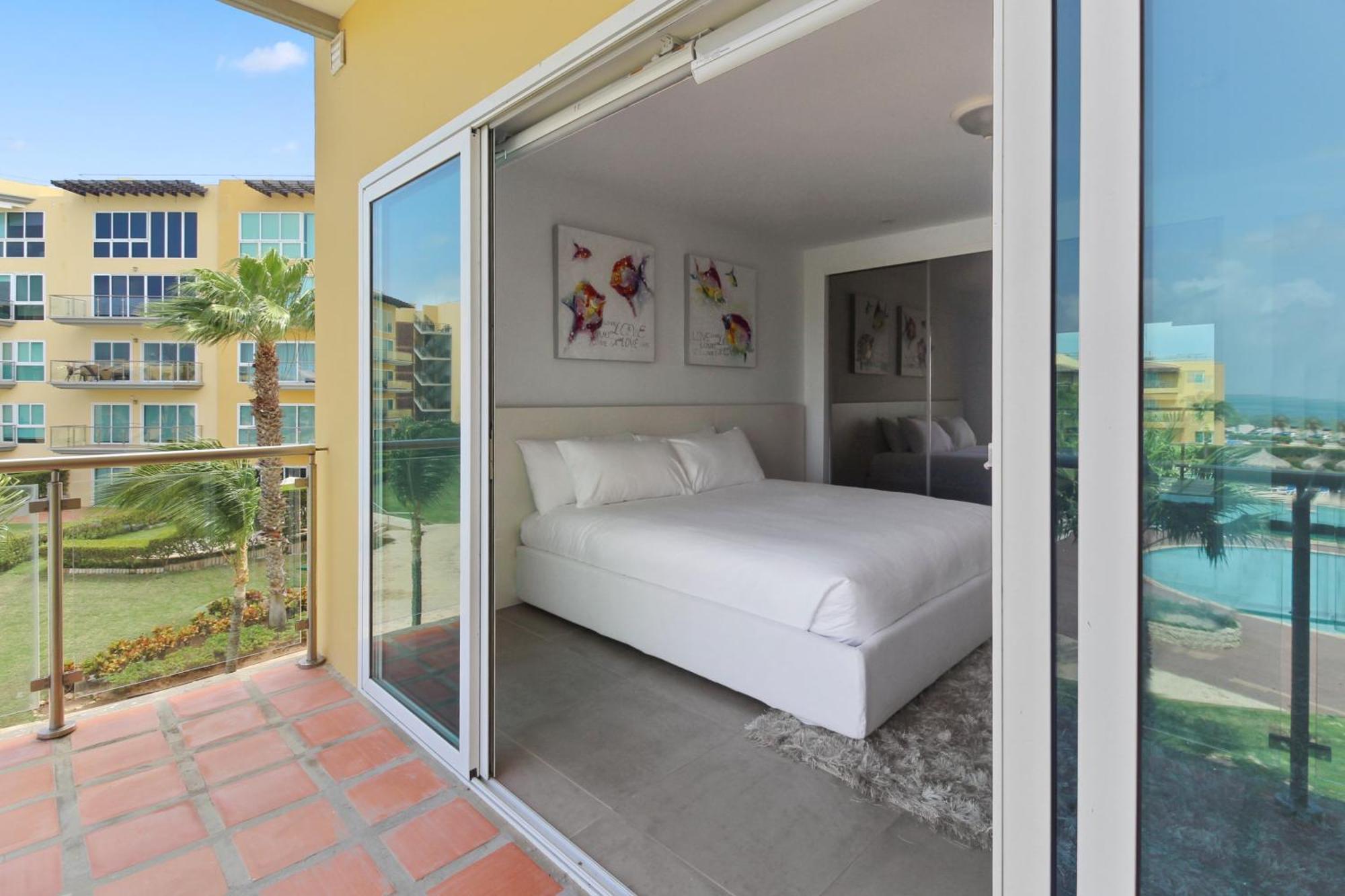 Oceania Residences Apartment Palm Beach