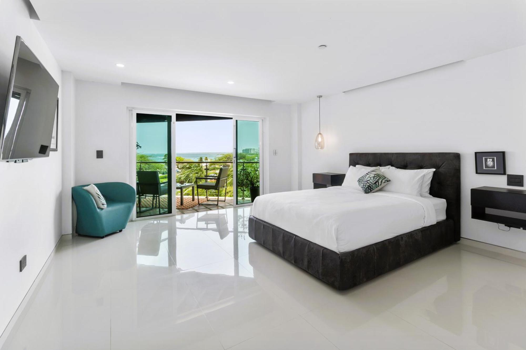Oceania Residences * Palm Beach