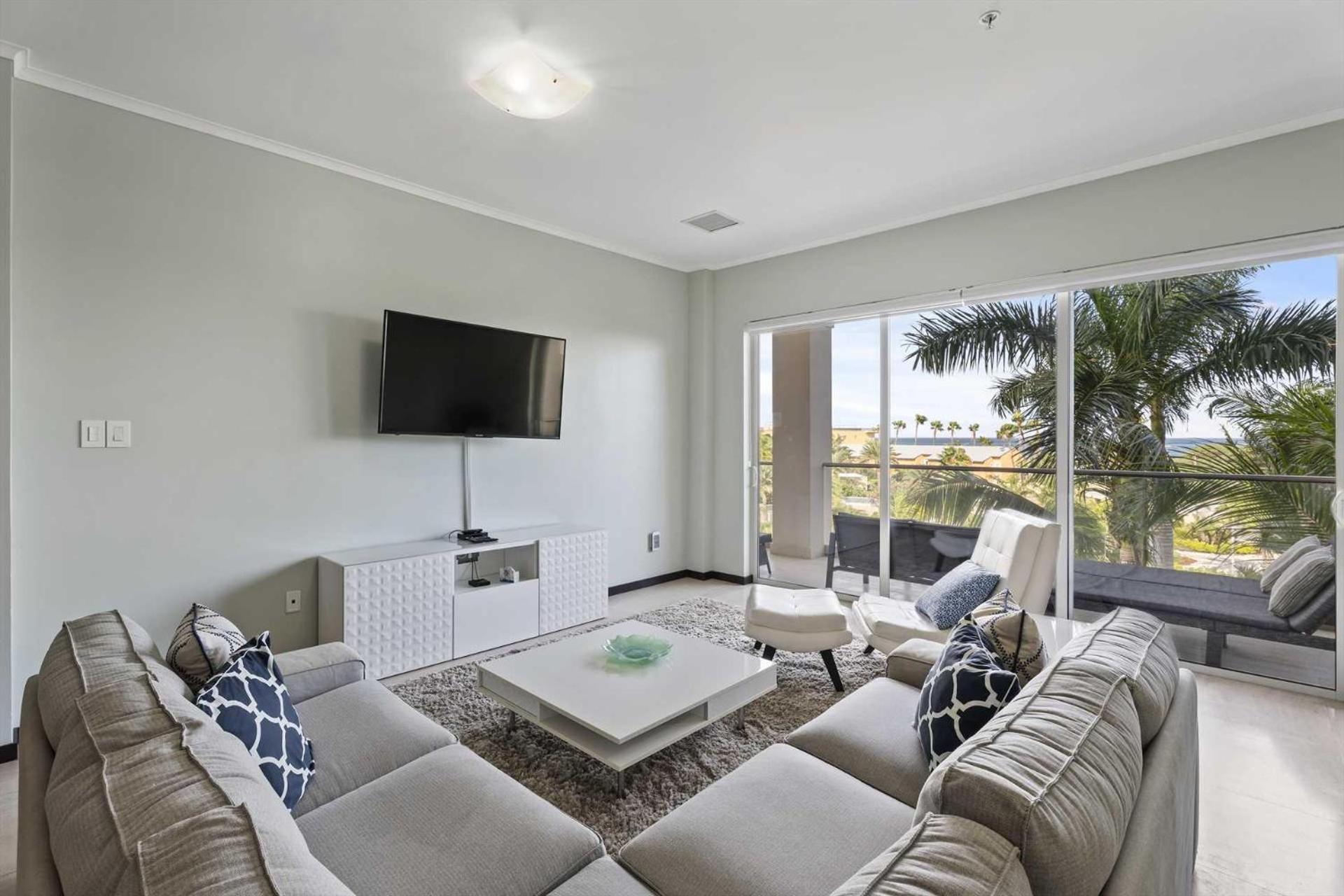 Eagle - Serenity By The Sea 3br -lv301 Palm Beach