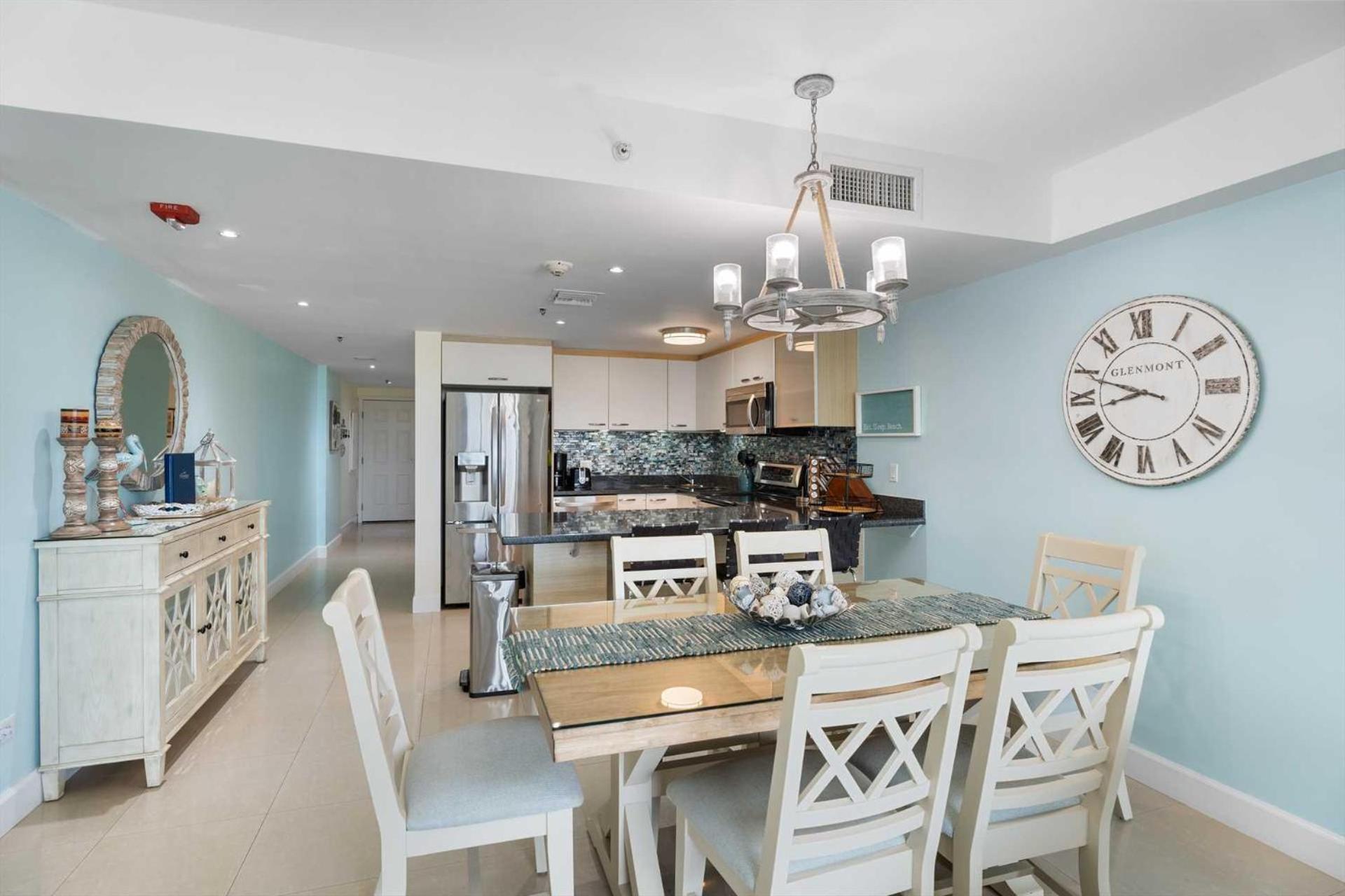 Beachfront - Paradise View 2br - A346 Palm Beach