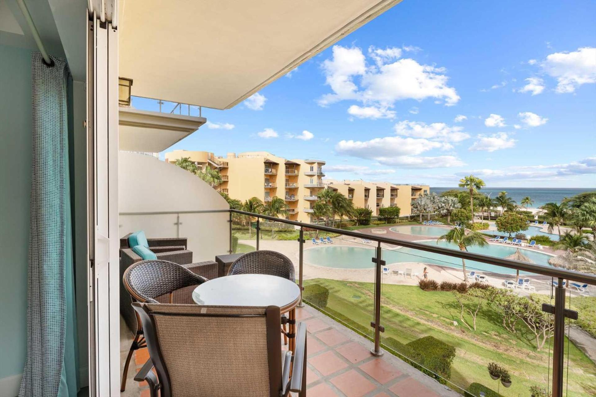 Beachfront - Paradise View 2br - A346 Holiday home