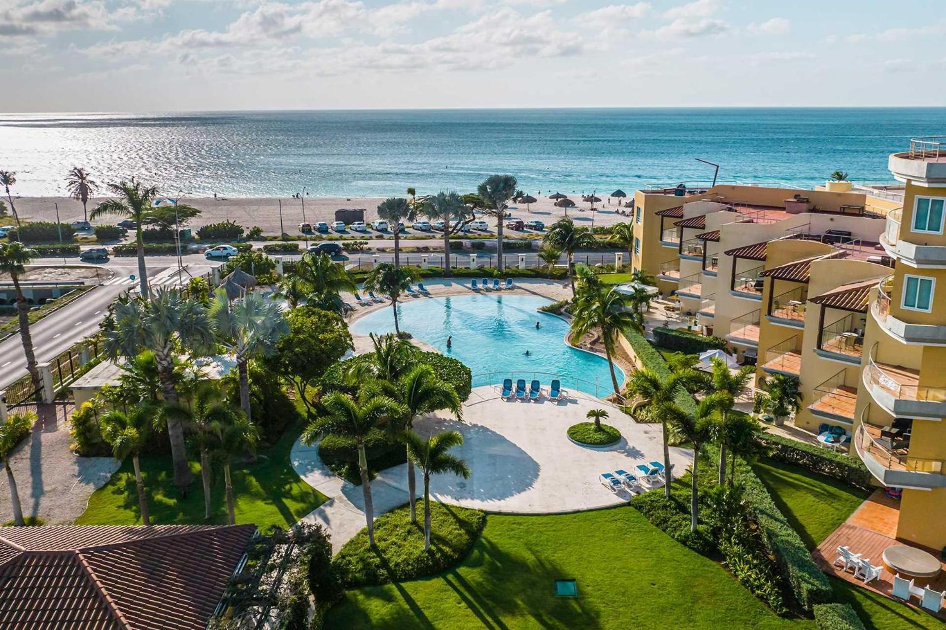 Beachfront - Precious Ruby 2br - Bc355