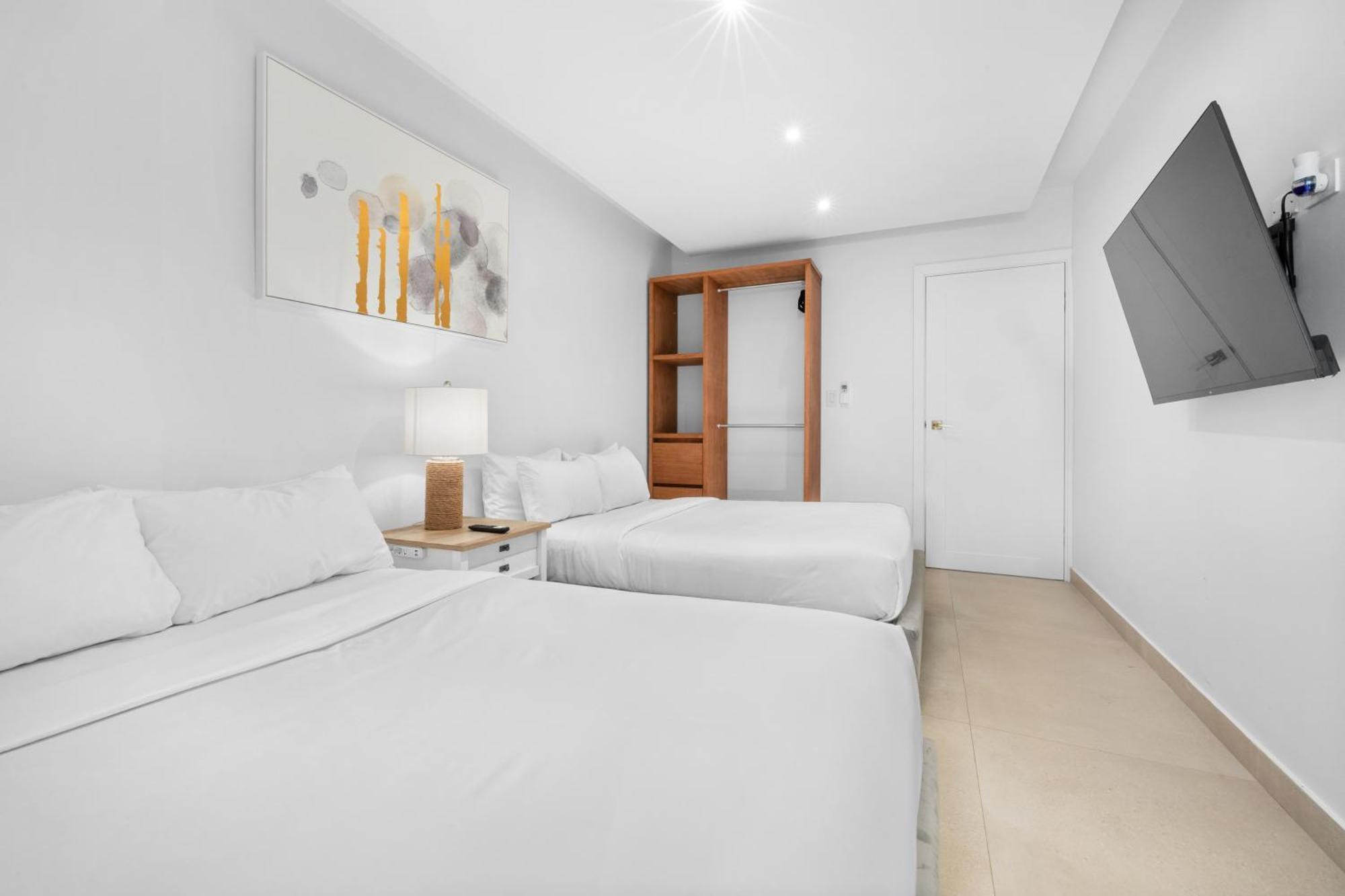 Lux 10br 10ba Pool Front Playa By Bocobay * Oranjestad