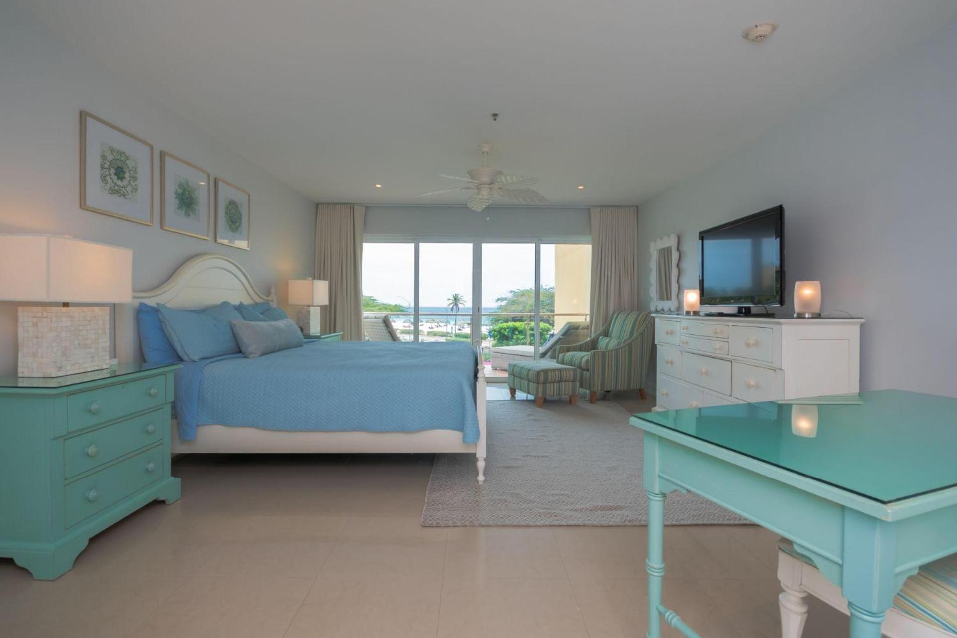 Beachfront - Royal Aquamarine 3br - Bc252 * Palm Beach