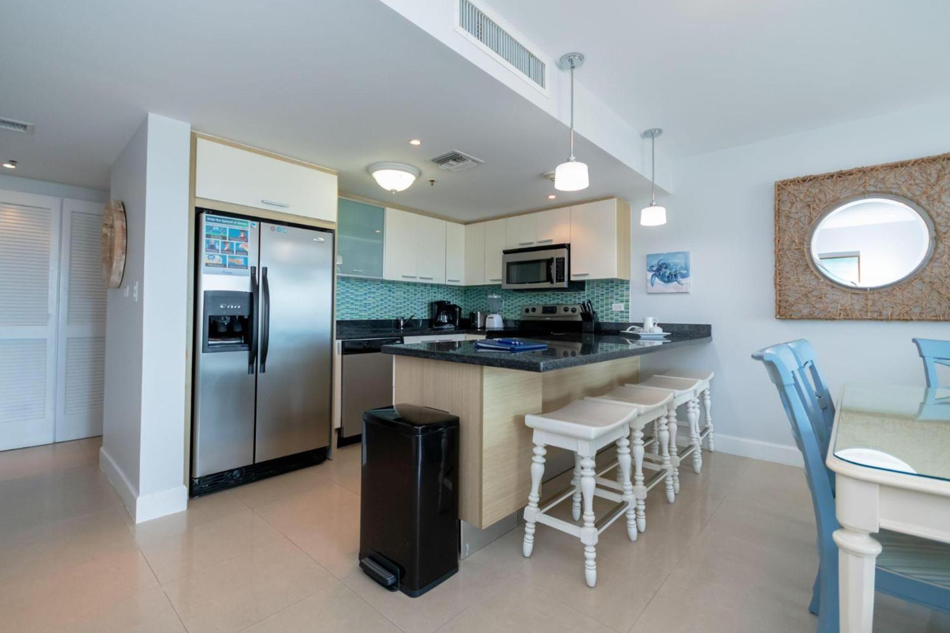 Beachfront - Royal Aquamarine 3br - Bc252 *