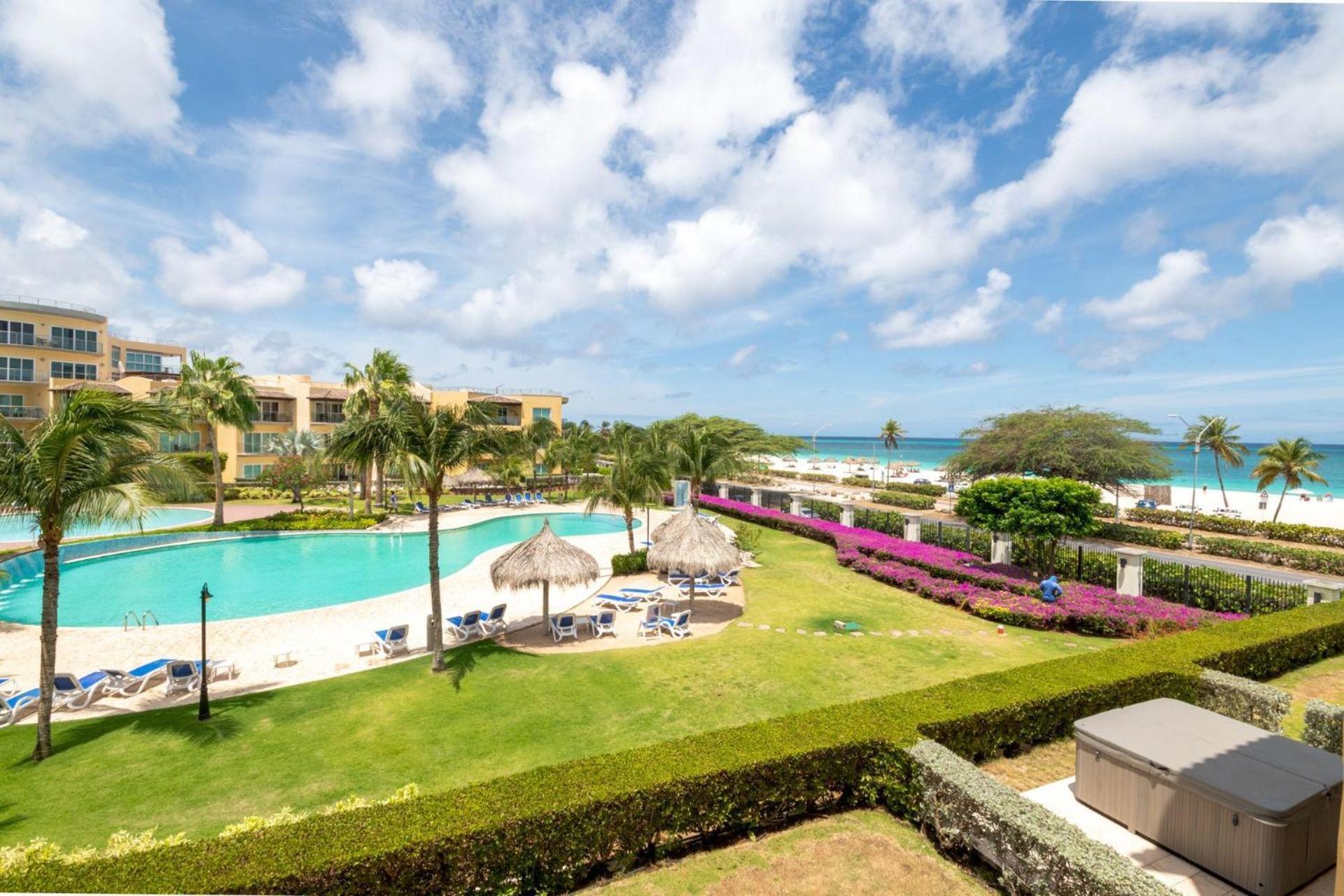 Beachfront - Royal Aquamarine 3br - Bc252