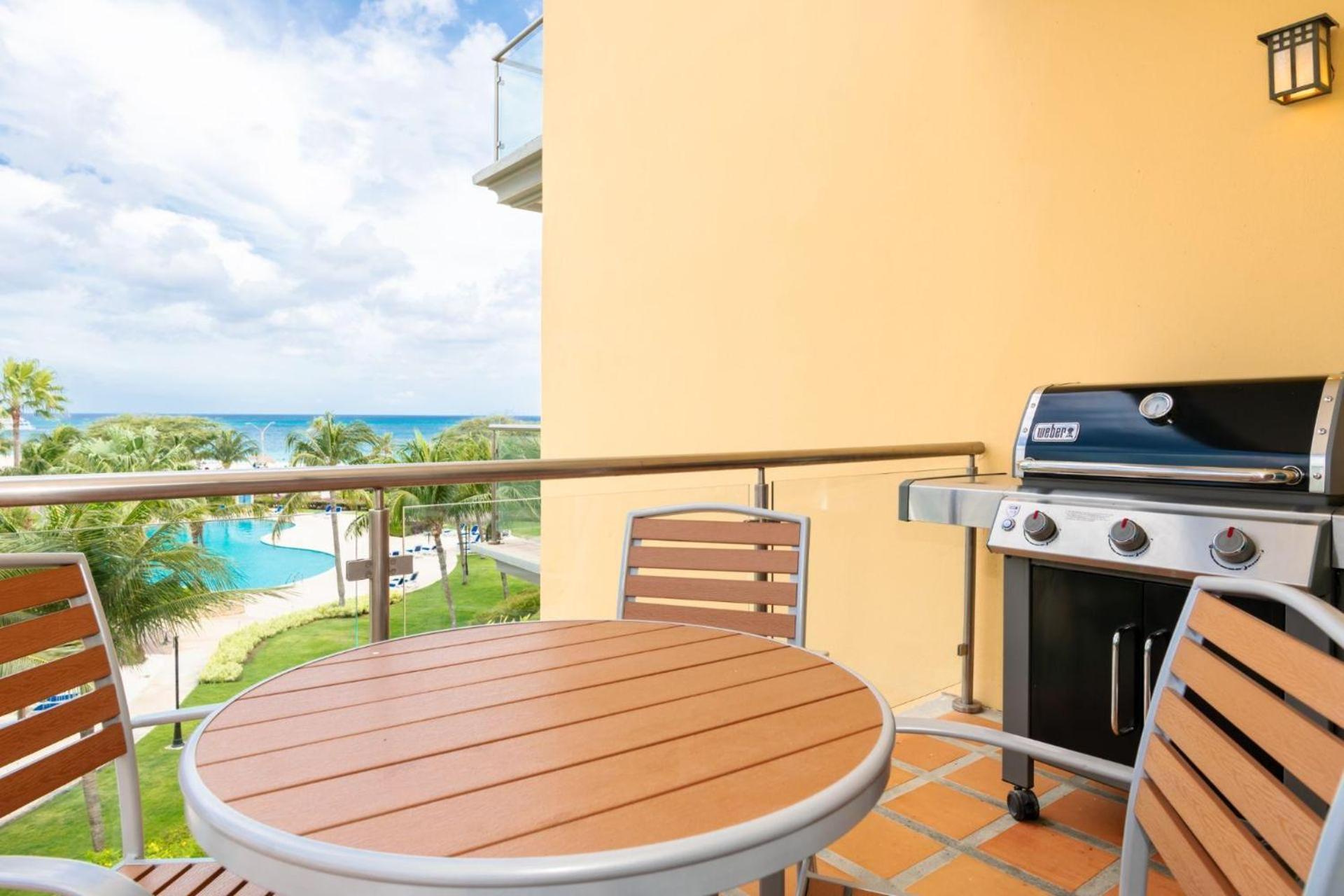 Beachfront - Precious Ruby 2br - Bc355 Holiday home Palm Beach