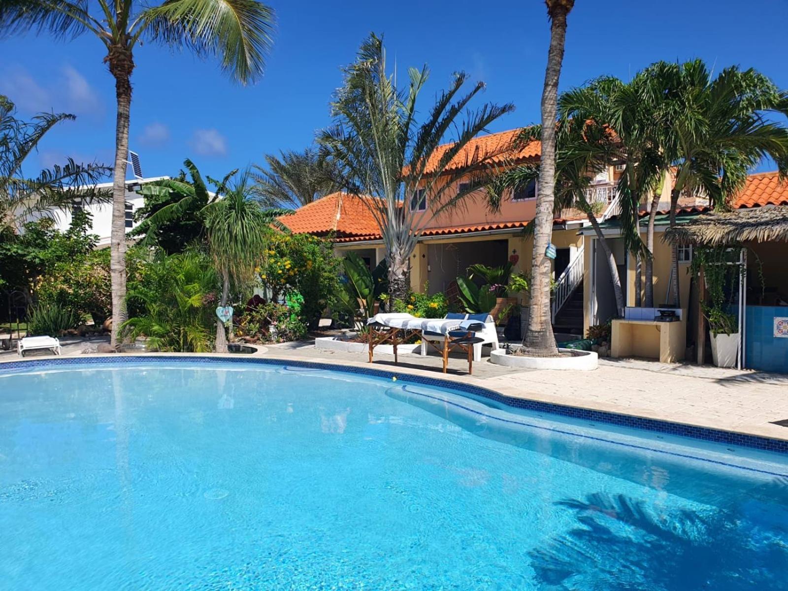 Casalina Garden 2 Blocks To Palm & Kitesurfing School *