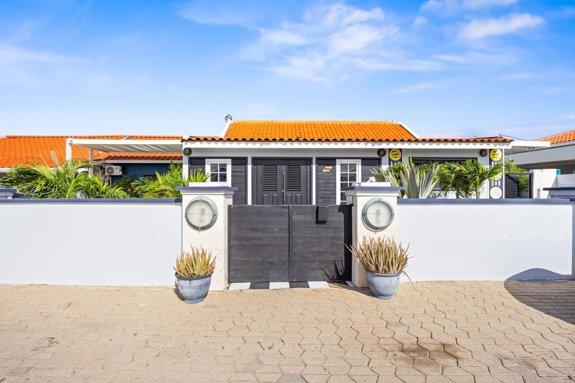 Steps To The Beach Stylish Equipped Getaway *