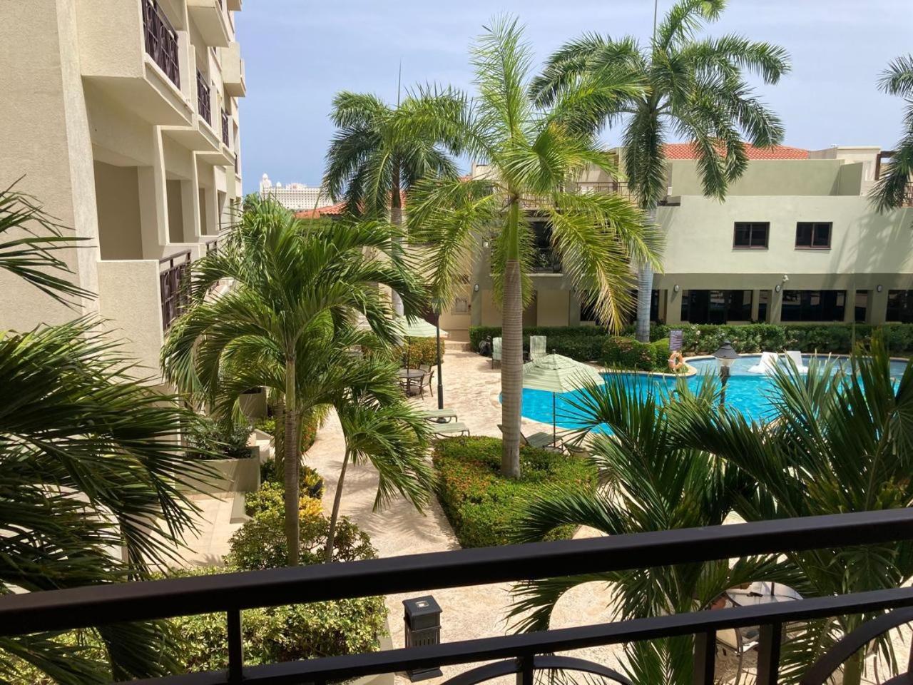 Aruba Stop By The Stop Club Apartment