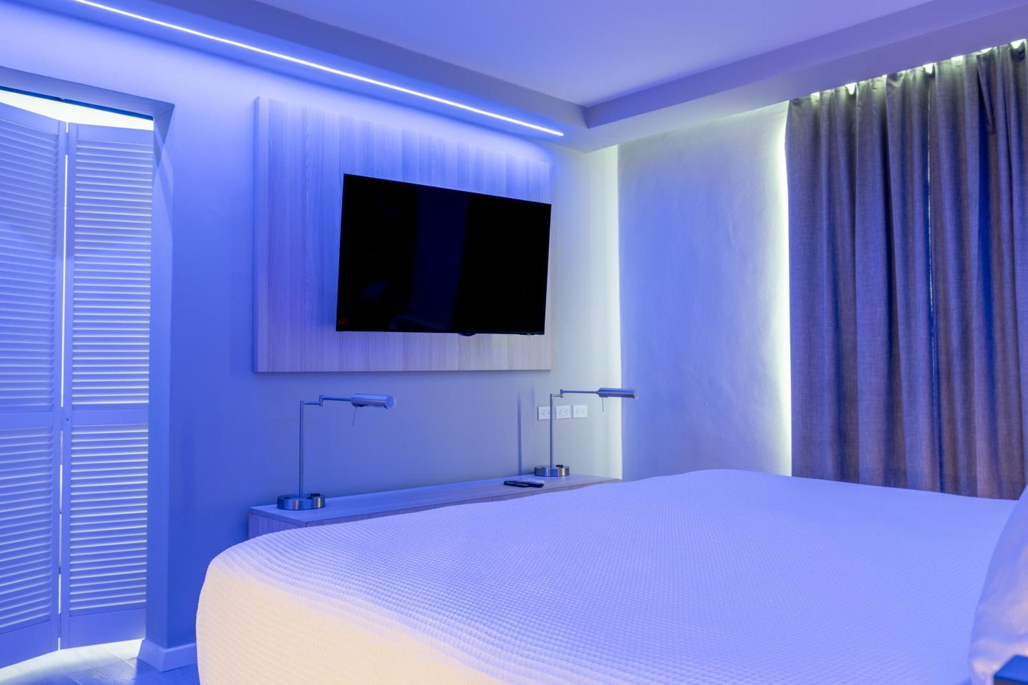 Tryp By Wyndham Aruba (adults Only) Hotel 3*