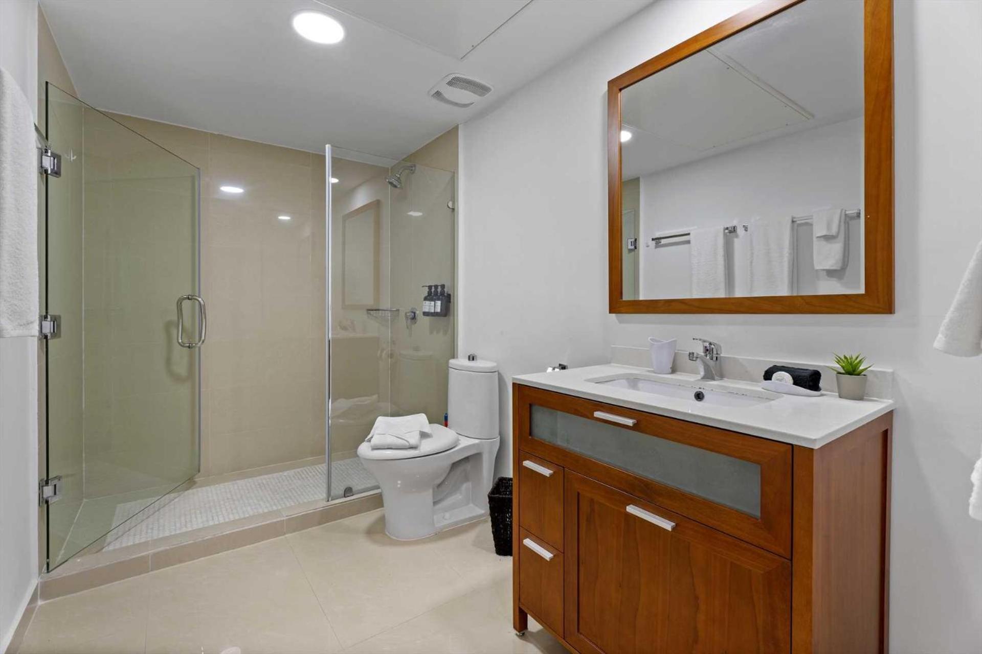 Beachfront - Brisas Del Mar 2br - E324 *
