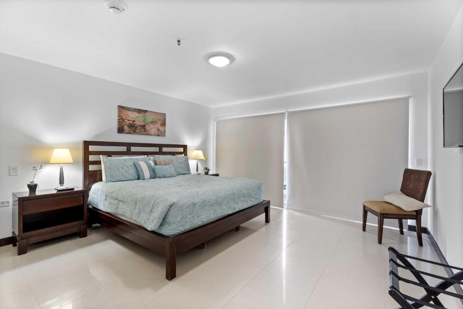Beachfront - Brisas Del Mar 2br - E324 *
