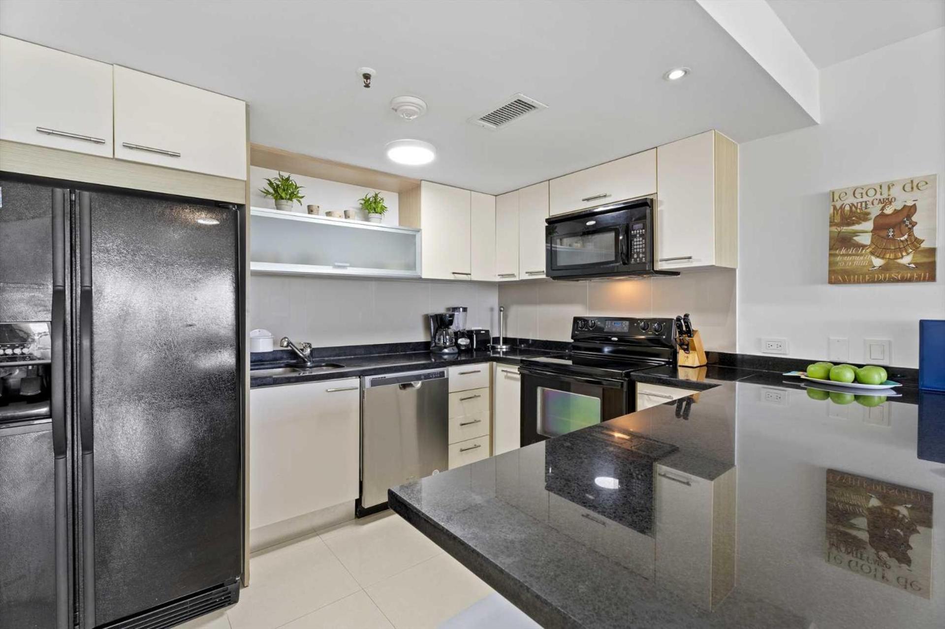 Beachfront - Brisas Del Mar 2br - E324