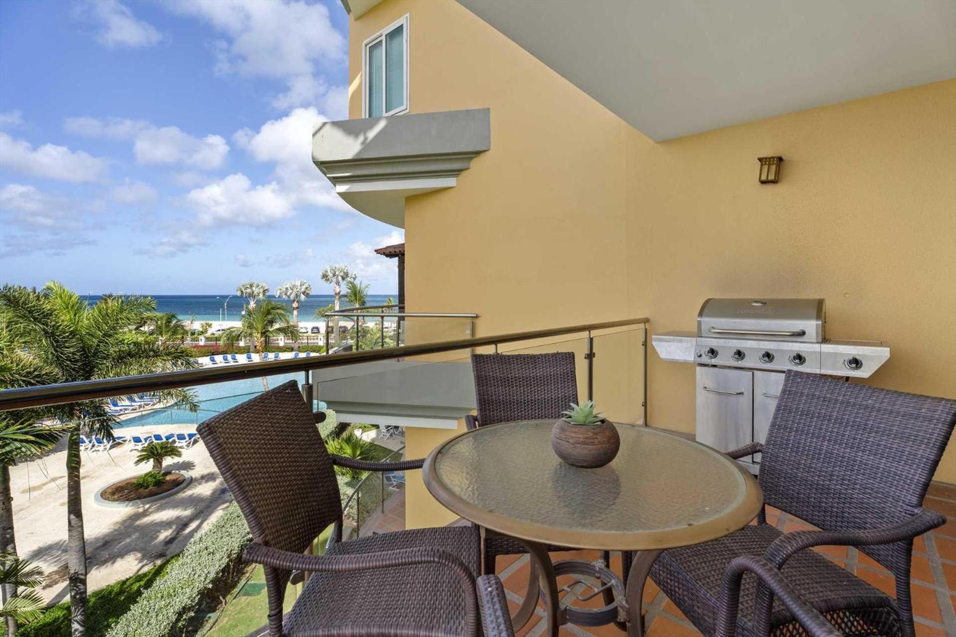Beachfront - Brisas Del Mar 2br - E324 *