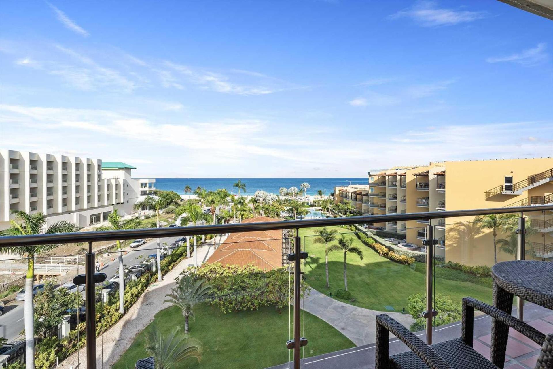 Holiday home Beachfront - Amber Penthouse 2br - P512 Palm Beach
