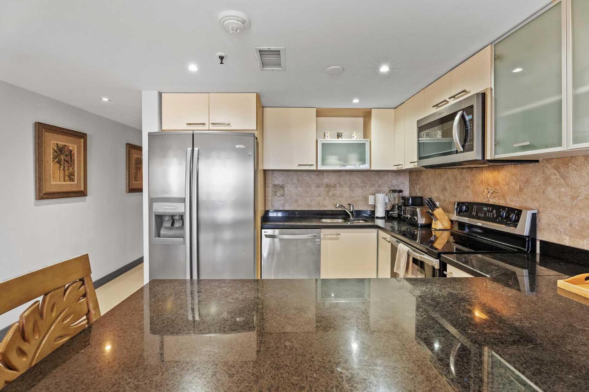 Beachfront - Amber Penthouse 2br - P512 Holiday home Palm Beach