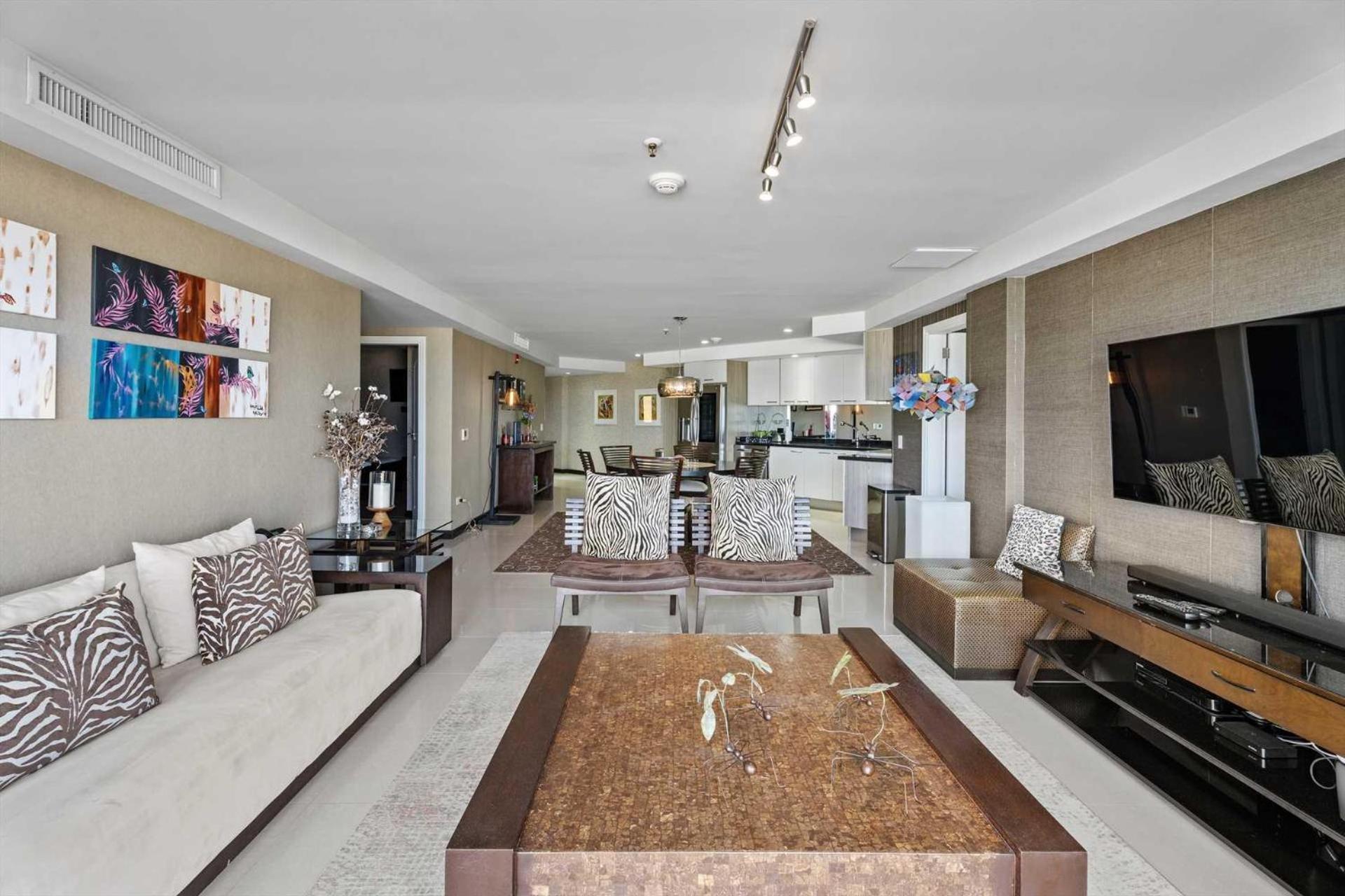 Holiday home Beachfront-adults Only-majestic View 3brcondo-e221 Palm Beach