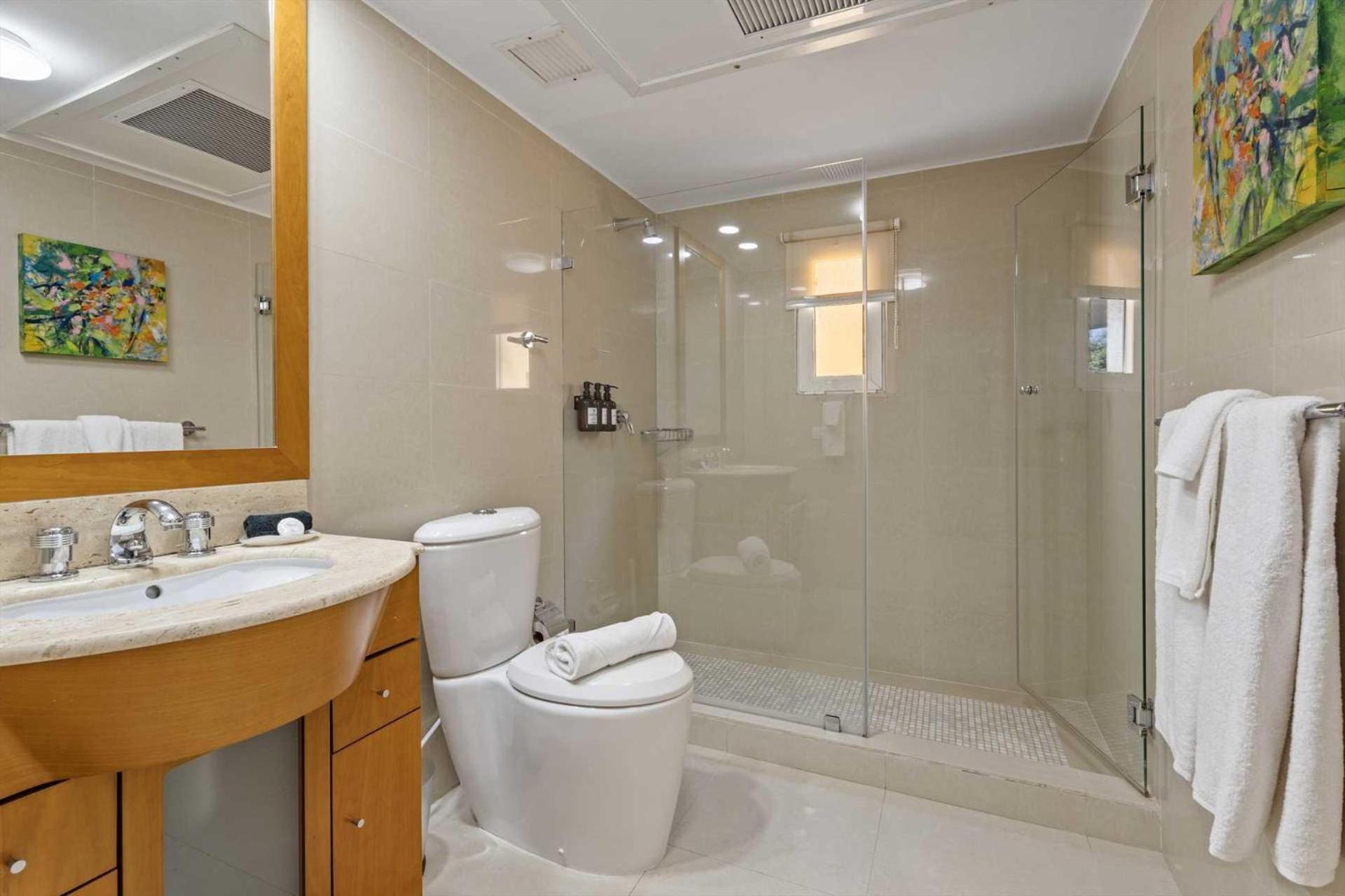 Holiday home Beachfront-adults Only-majestic View 3brcondo-e221