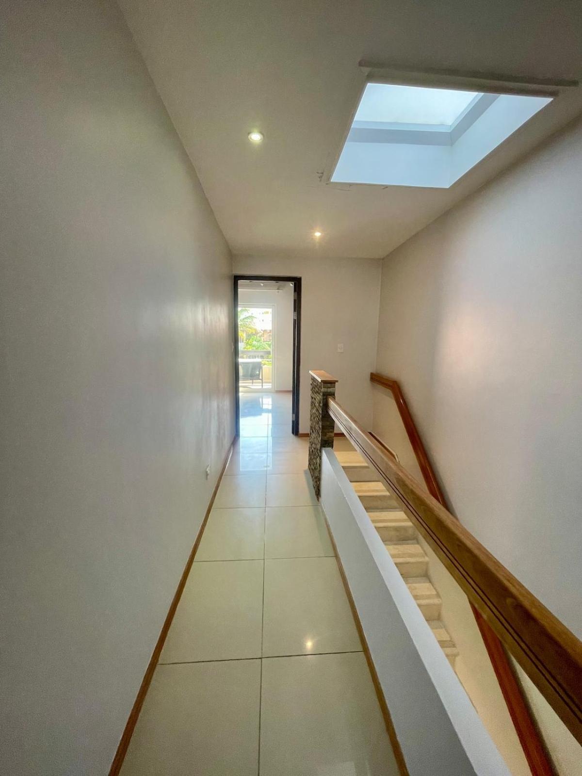 Eagle Luxury House, Walking Distance To The *