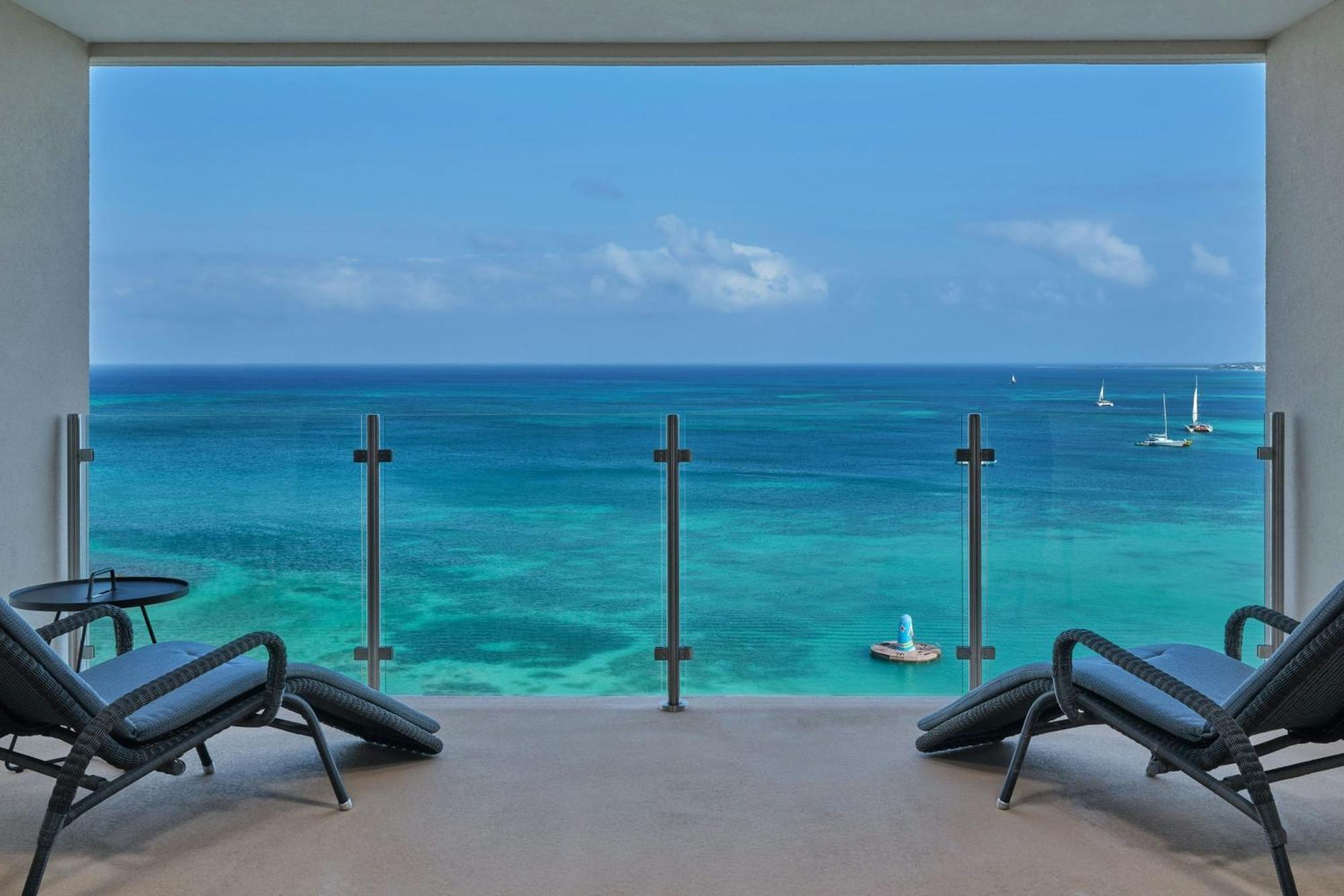 The St. Regis Aruba * Palm Beach