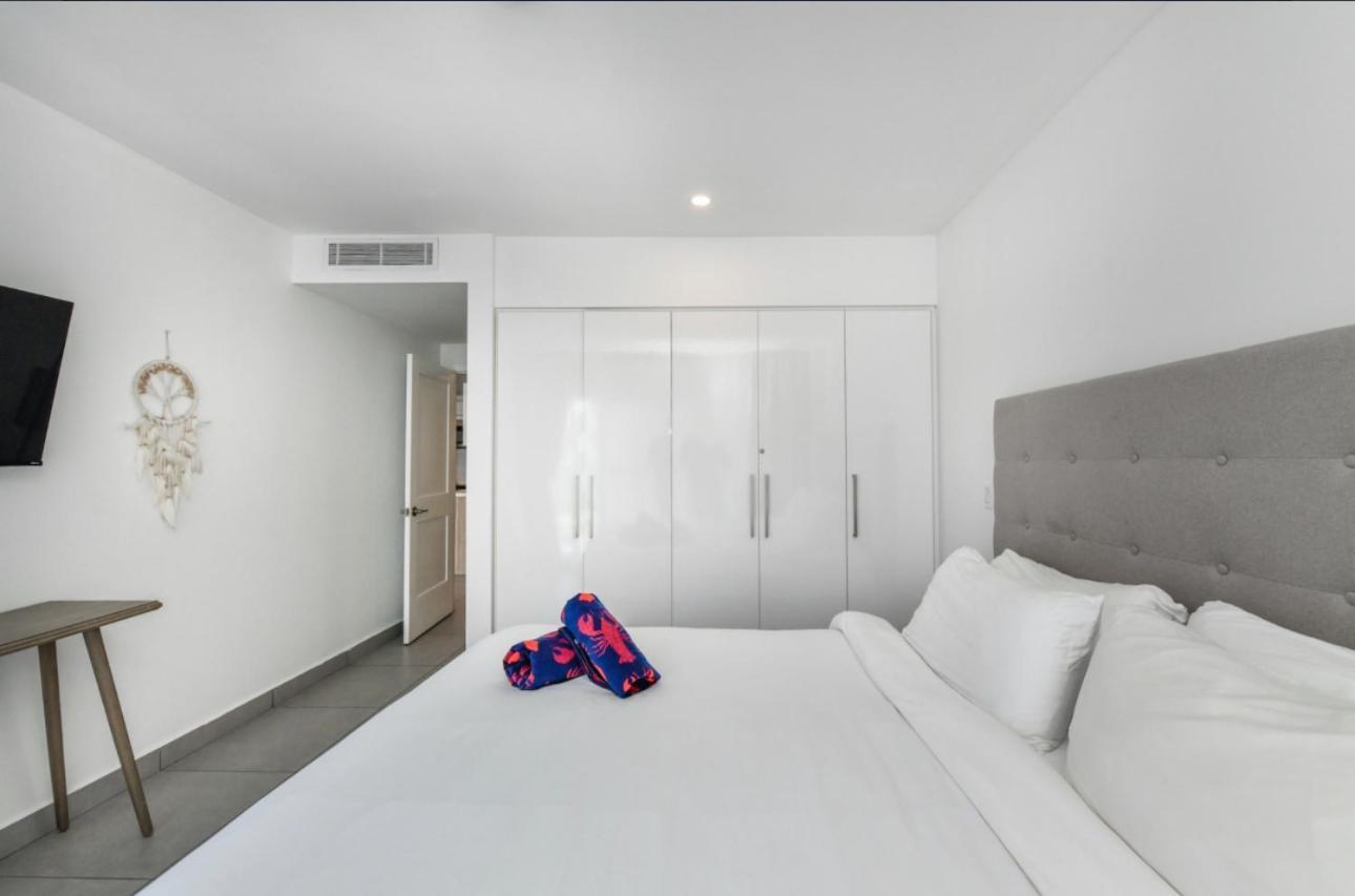 Harbour House *