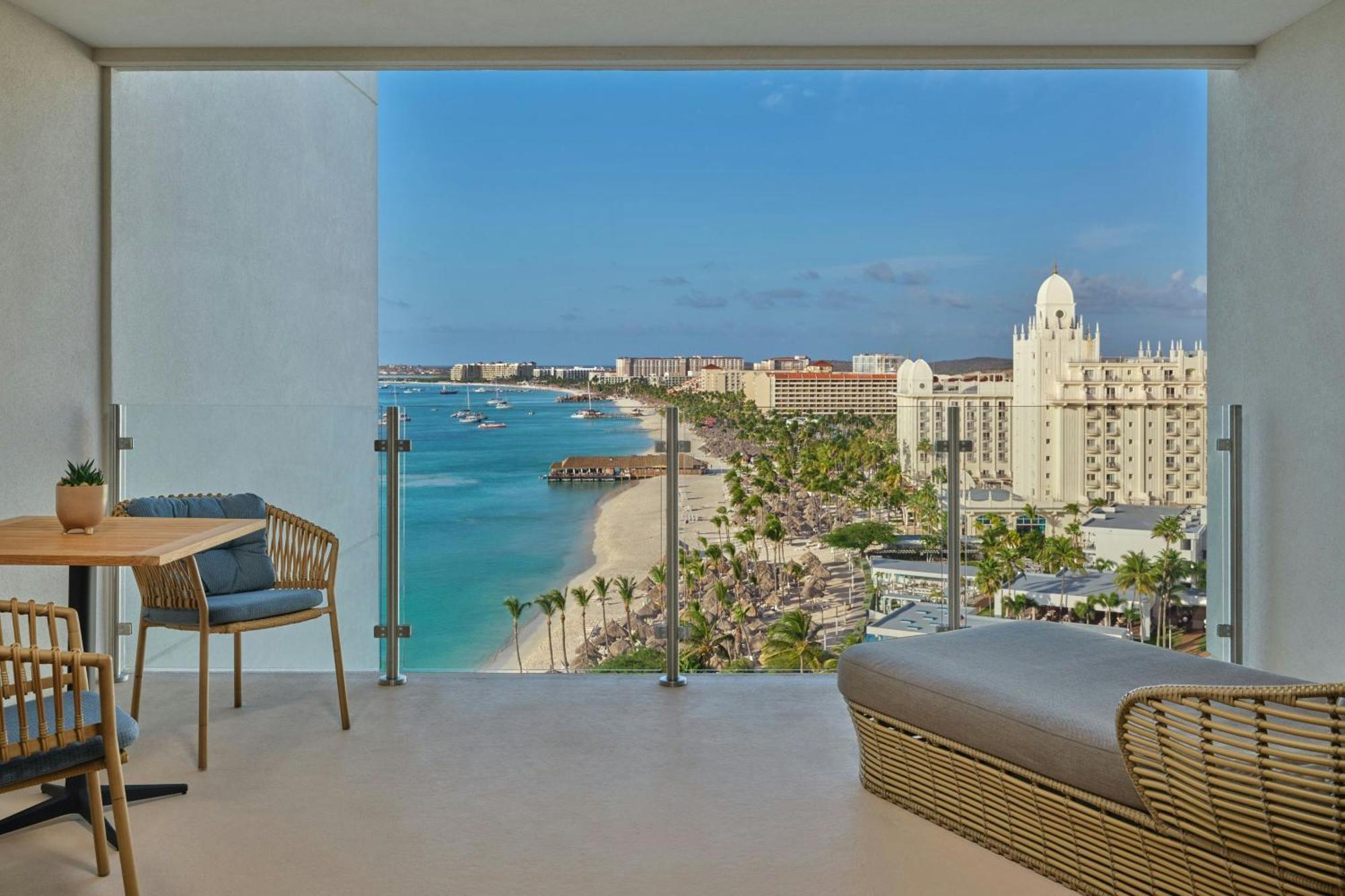 The St. Regis Aruba * Palm Beach