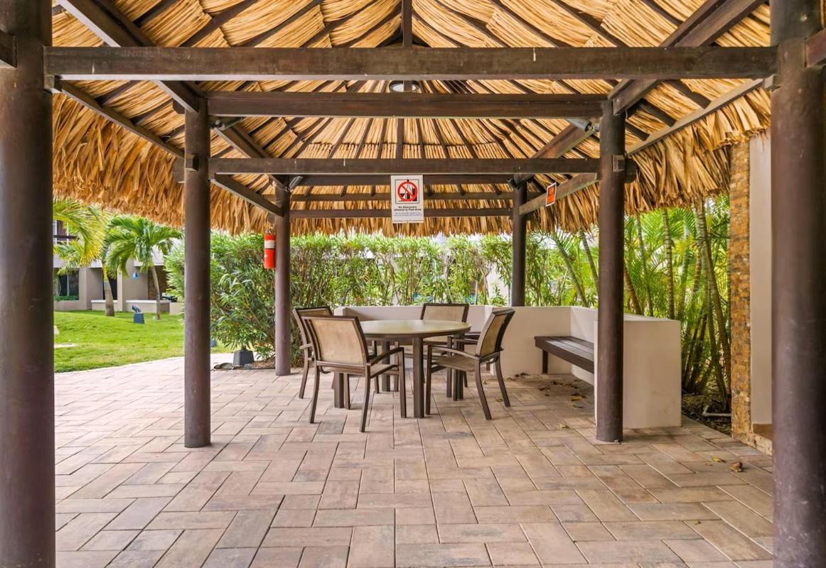 Holiday home Eagle Luxury House, Walking Distance To The Palm Beach