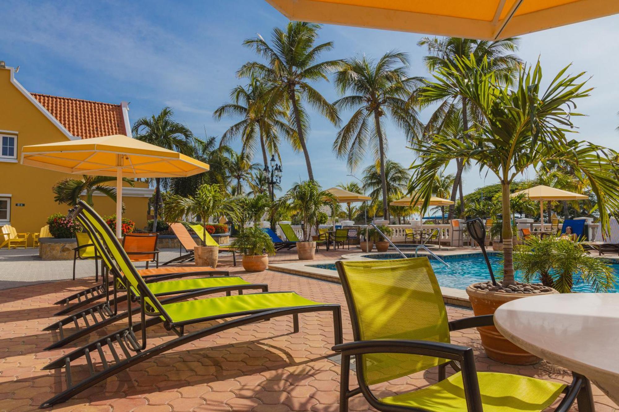 Resort Amsterdam Manor 4*