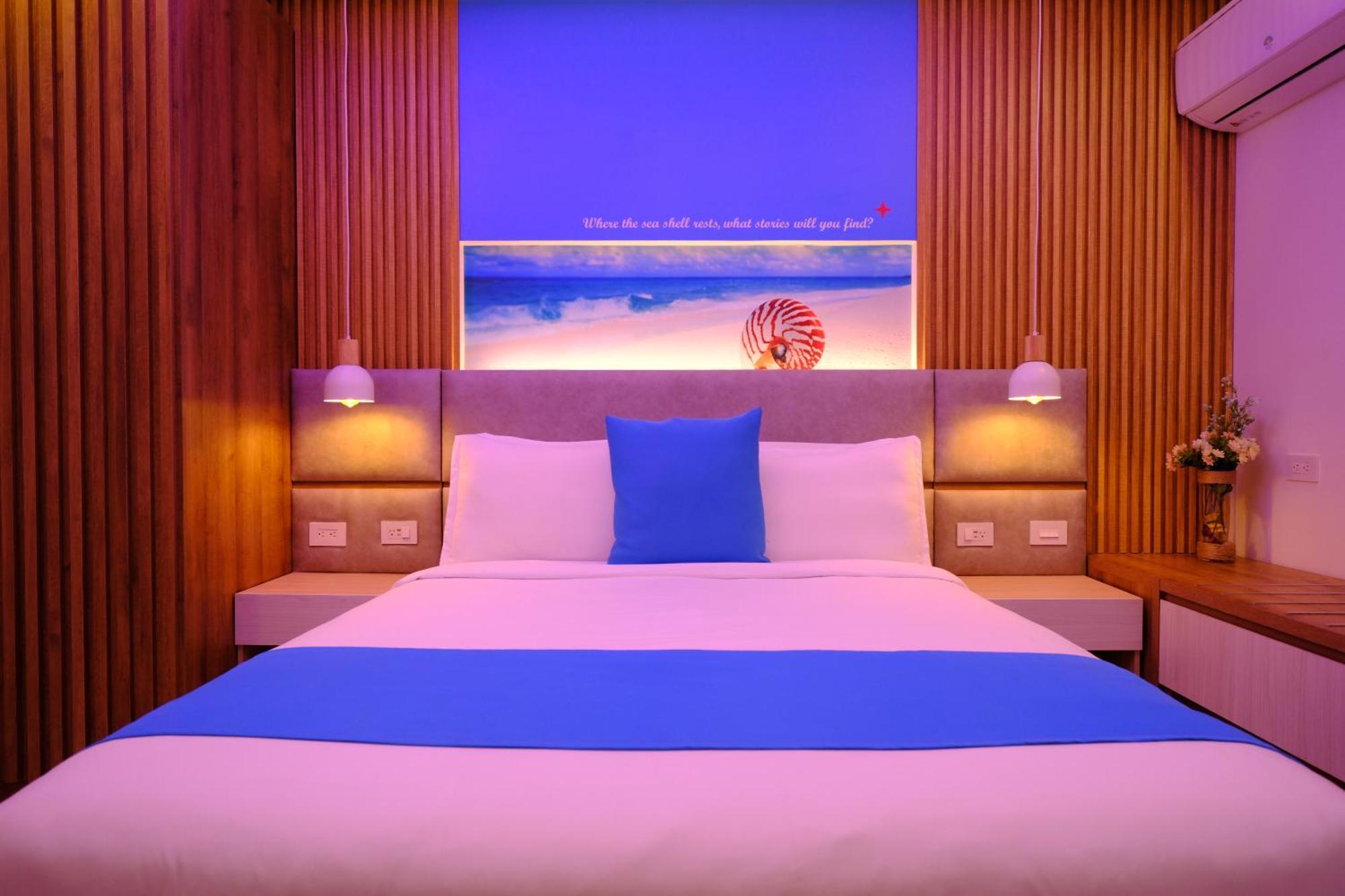 Victoria Hotel 2*