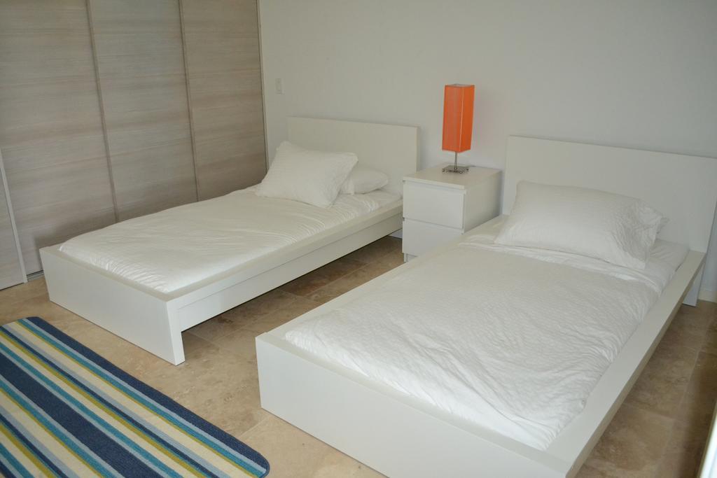 Isla Bonita Residences *