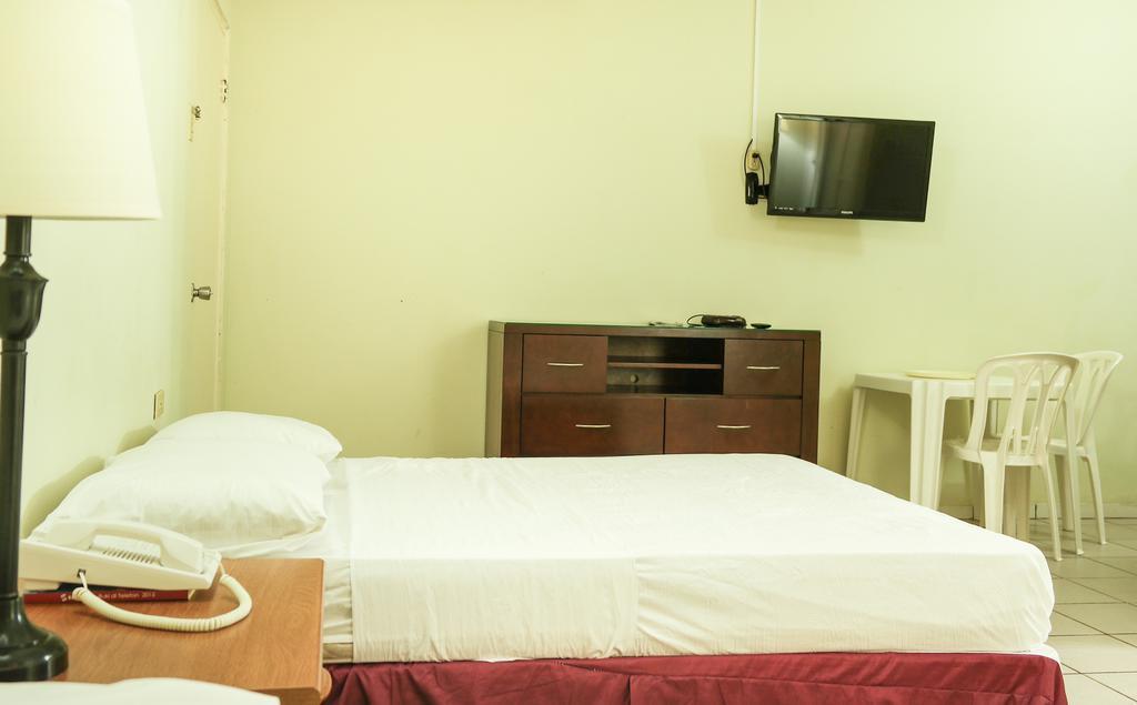 Hotel Coconut