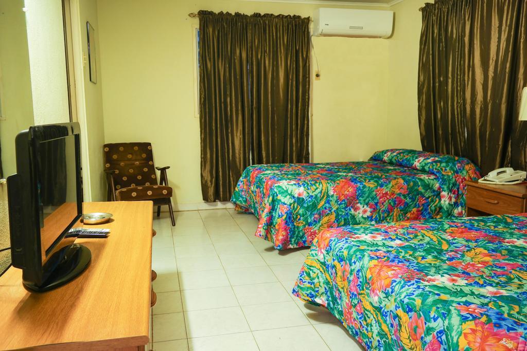 Coconut Hotel
