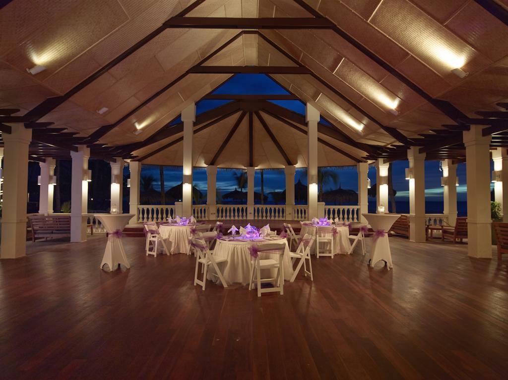 Resort Manchebo And Palm Beach