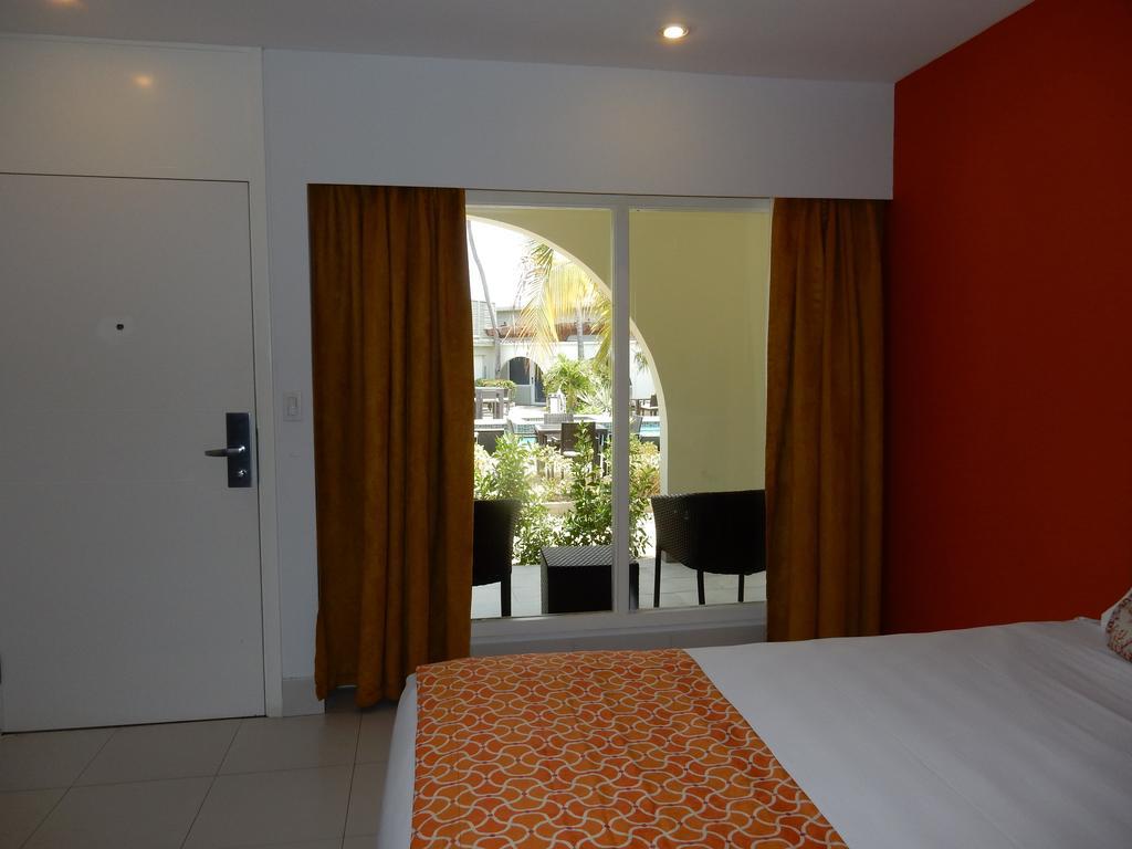 Talk Of The Town & Club By Gh Oranjestad