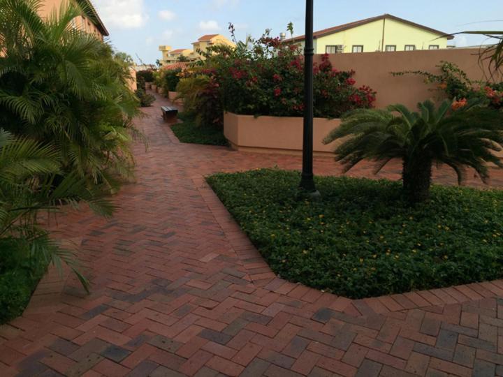 Jardines Del Mar Bubali