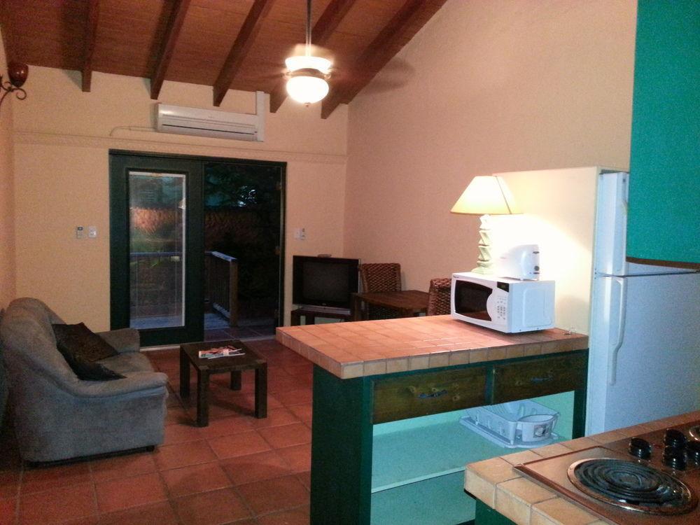 Flamboyant Garden Aparthotel 4*